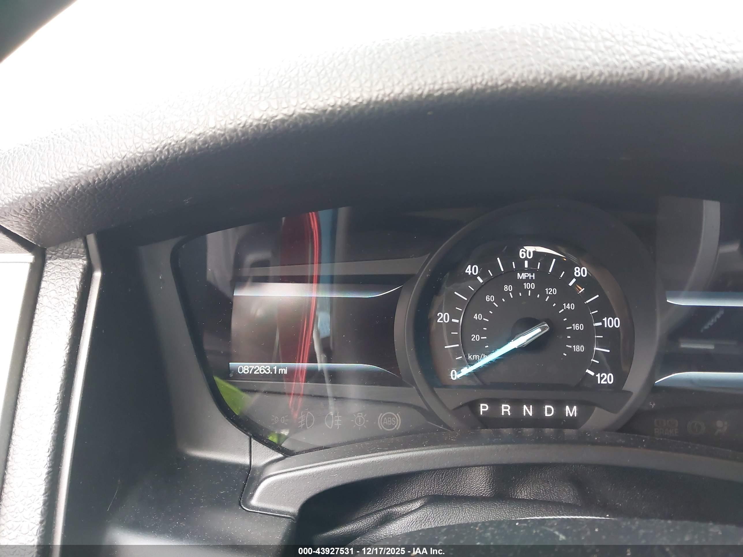 FORD EXPEDITION image 7