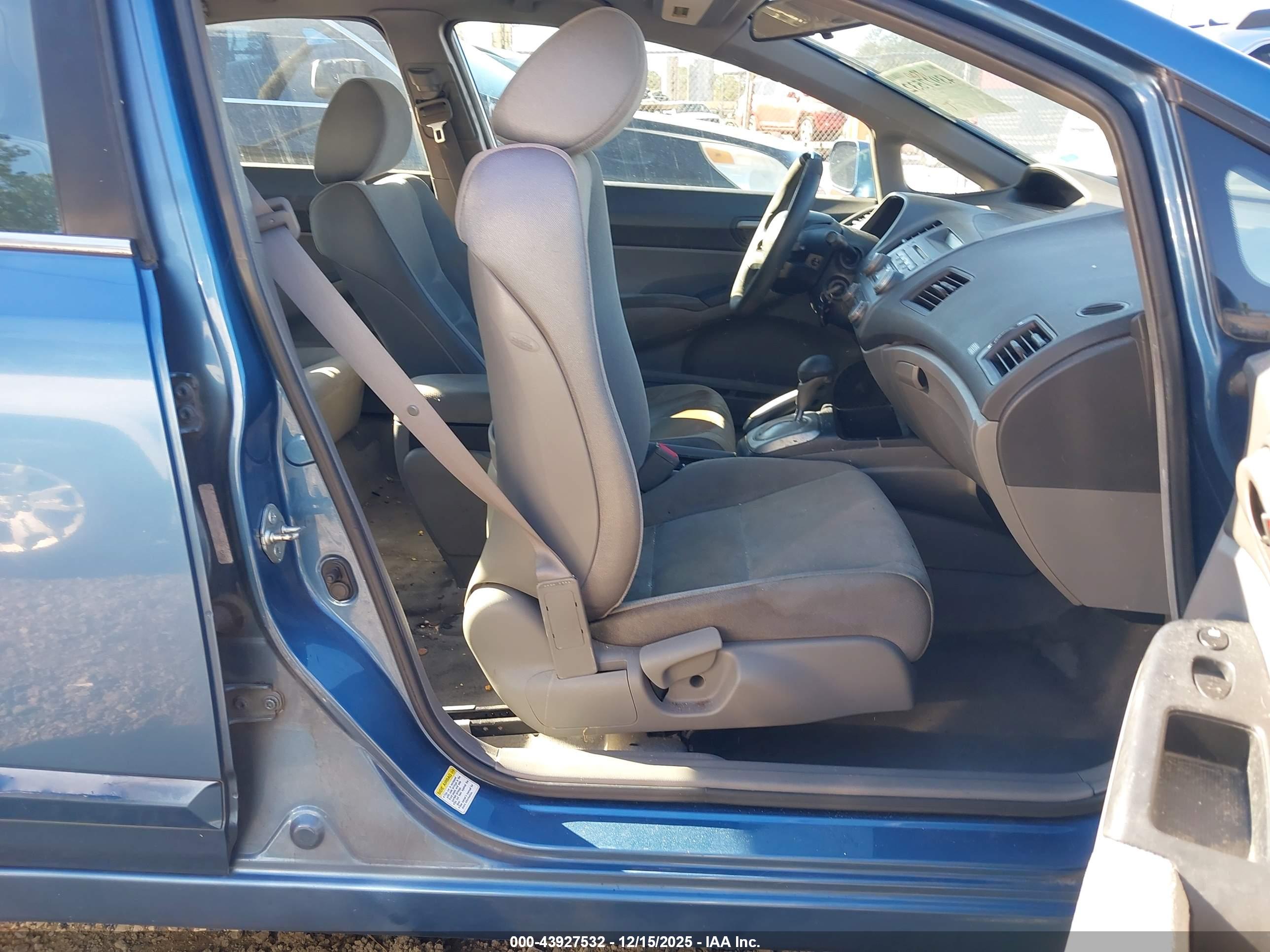 HONDA CIVIC image 5