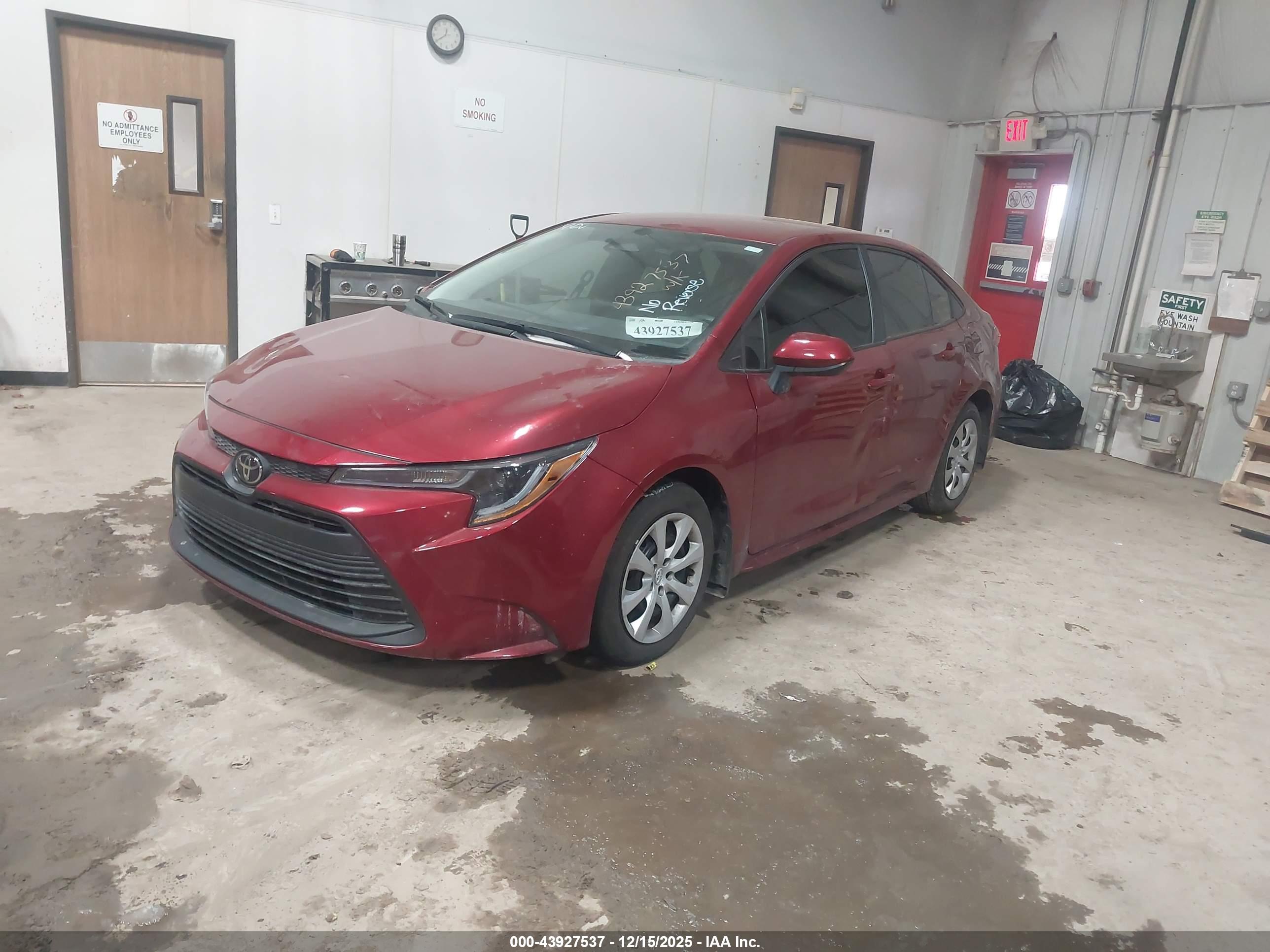 TOYOTA COROLLA image 2