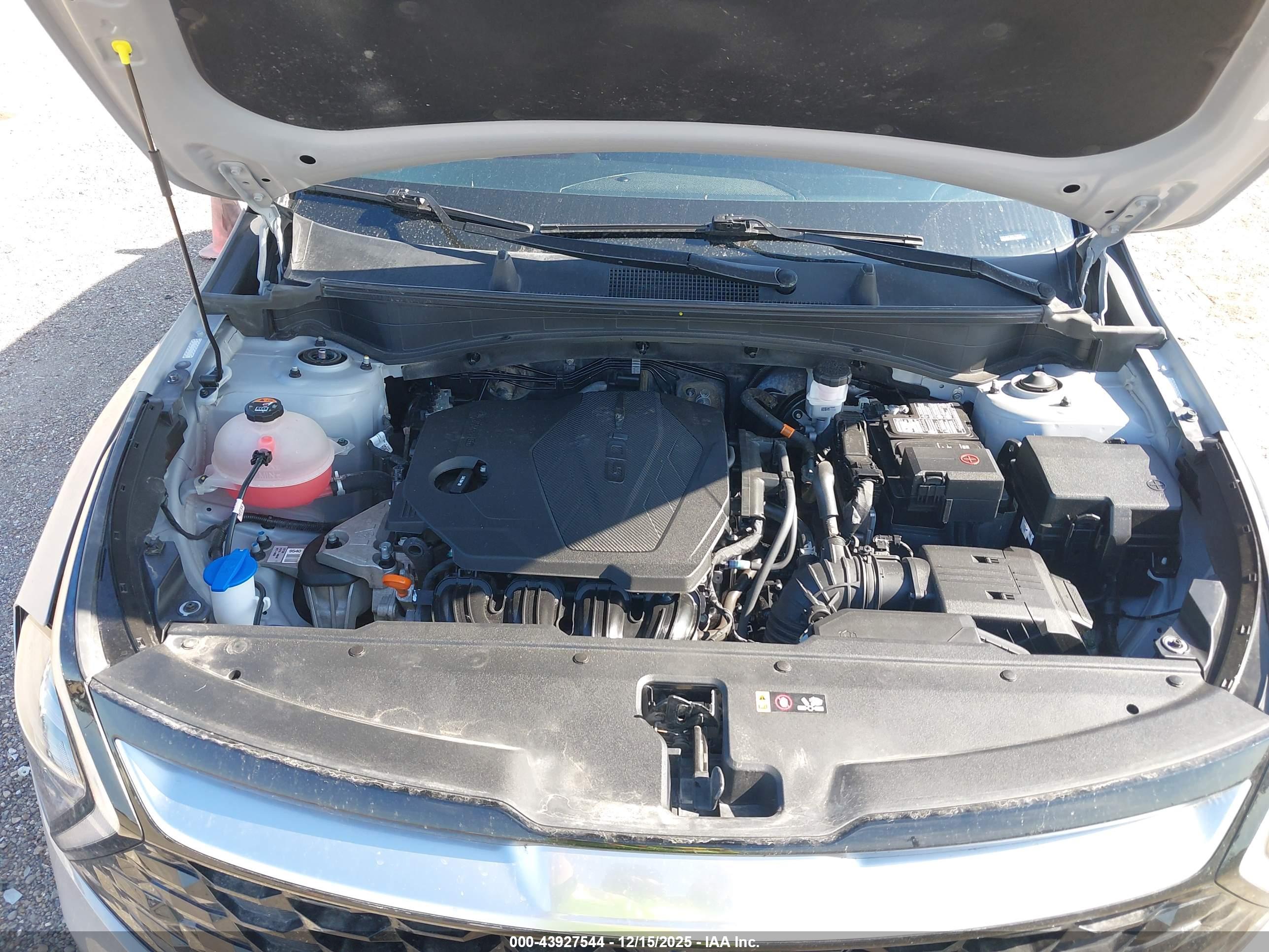 KIA SPORTAGE image 10