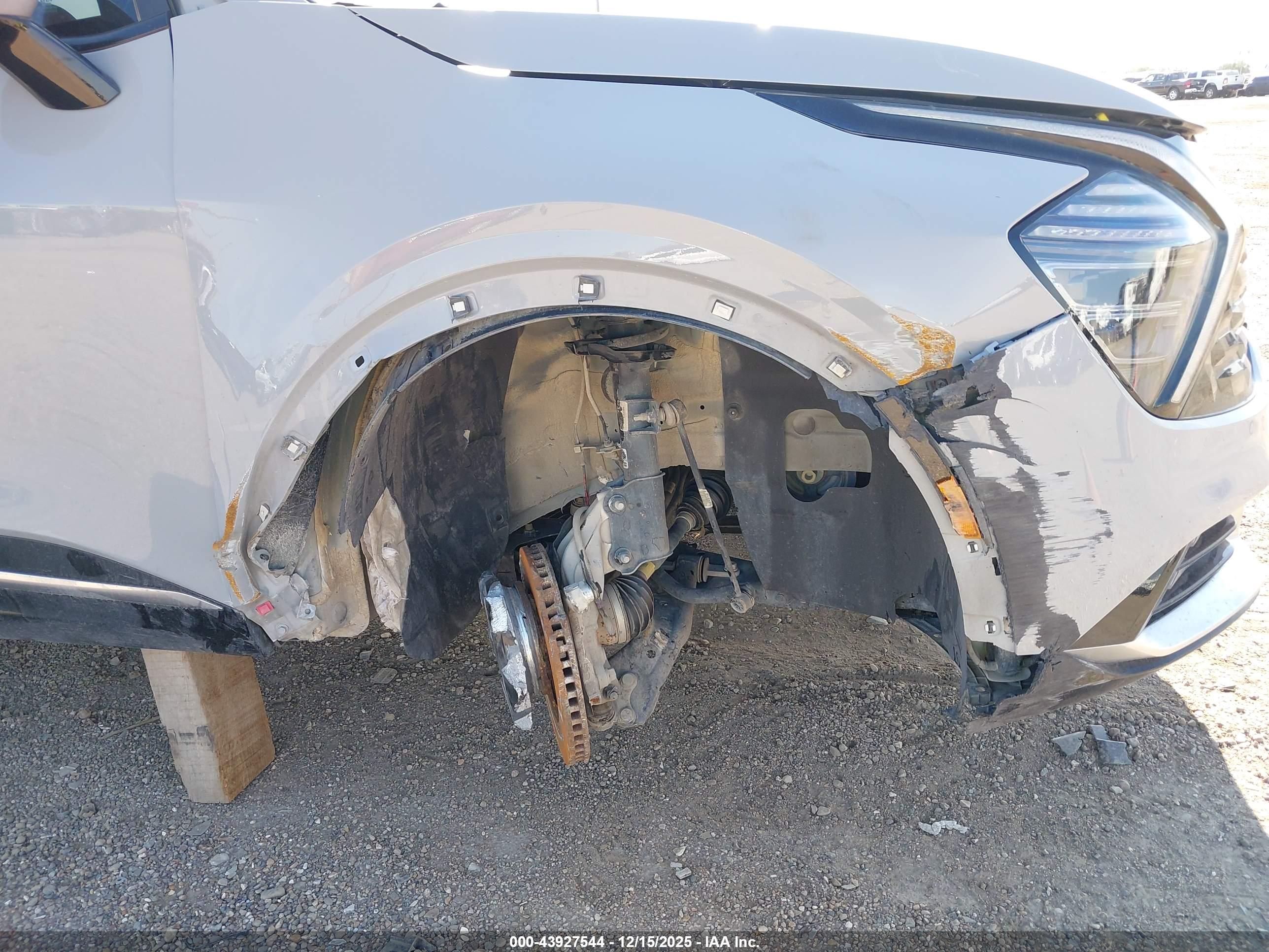 KIA SPORTAGE image 6