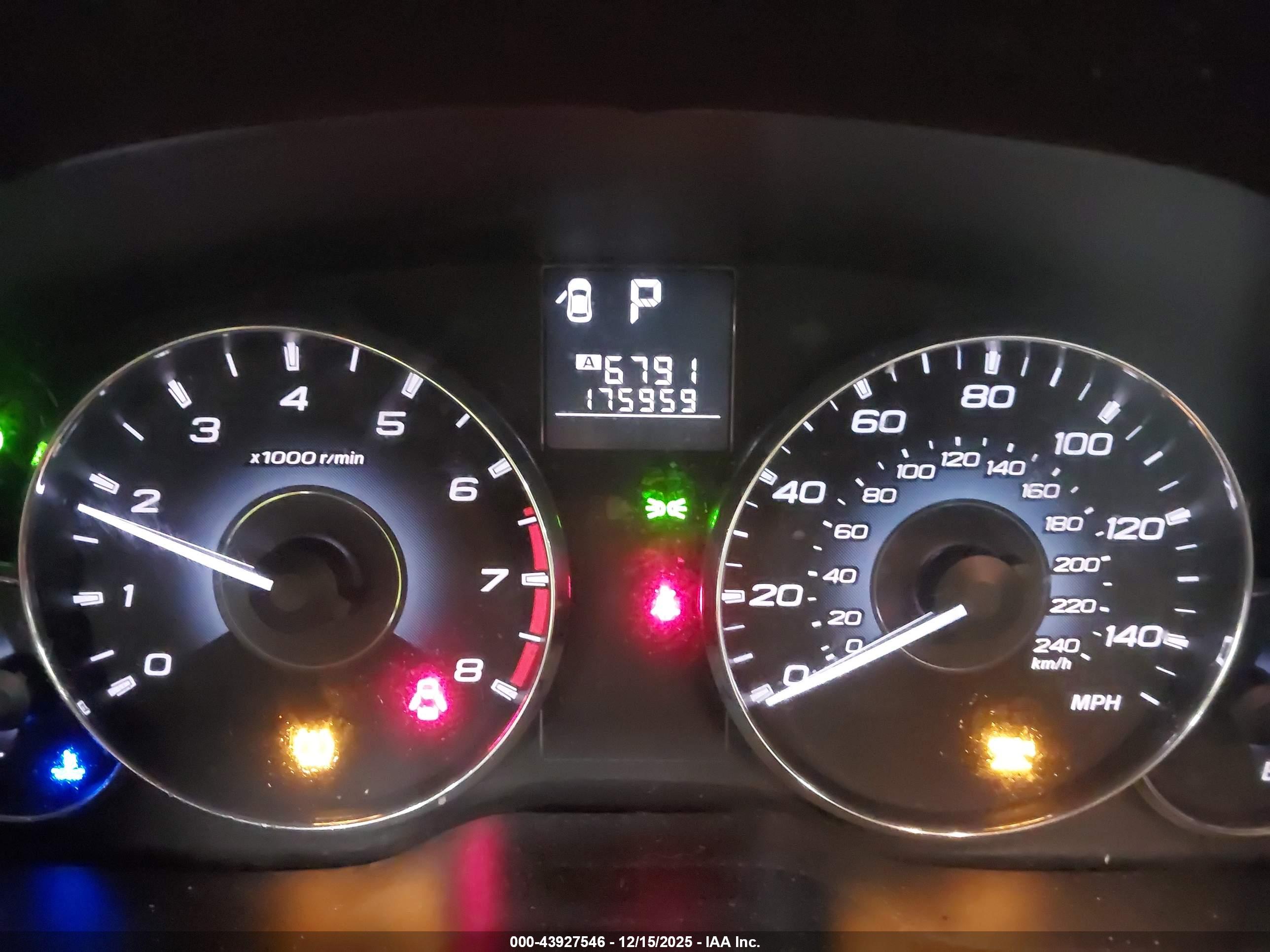 SUBARU OUTBACK image 7