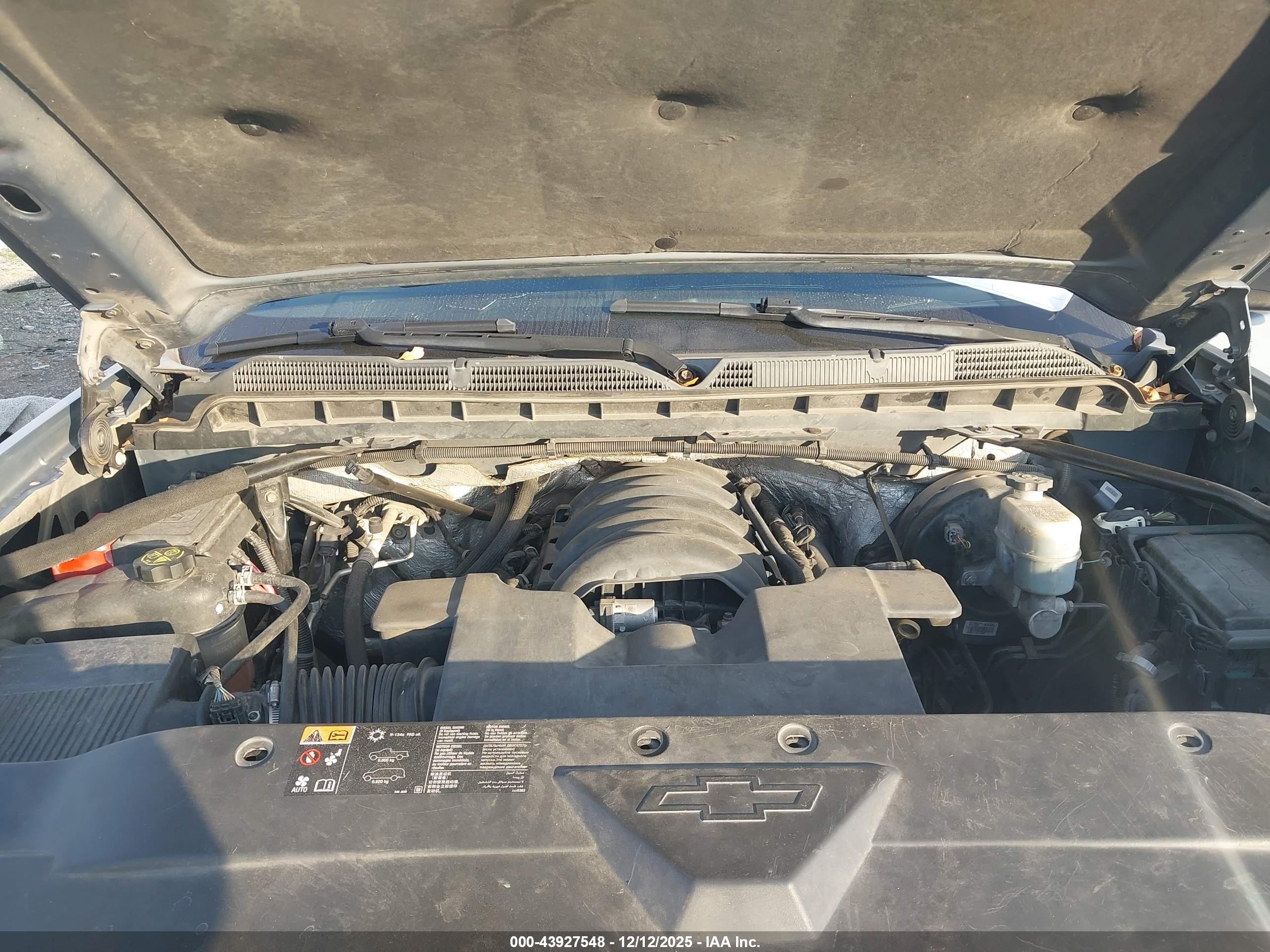 CHEVROLET SILVERADO image 10