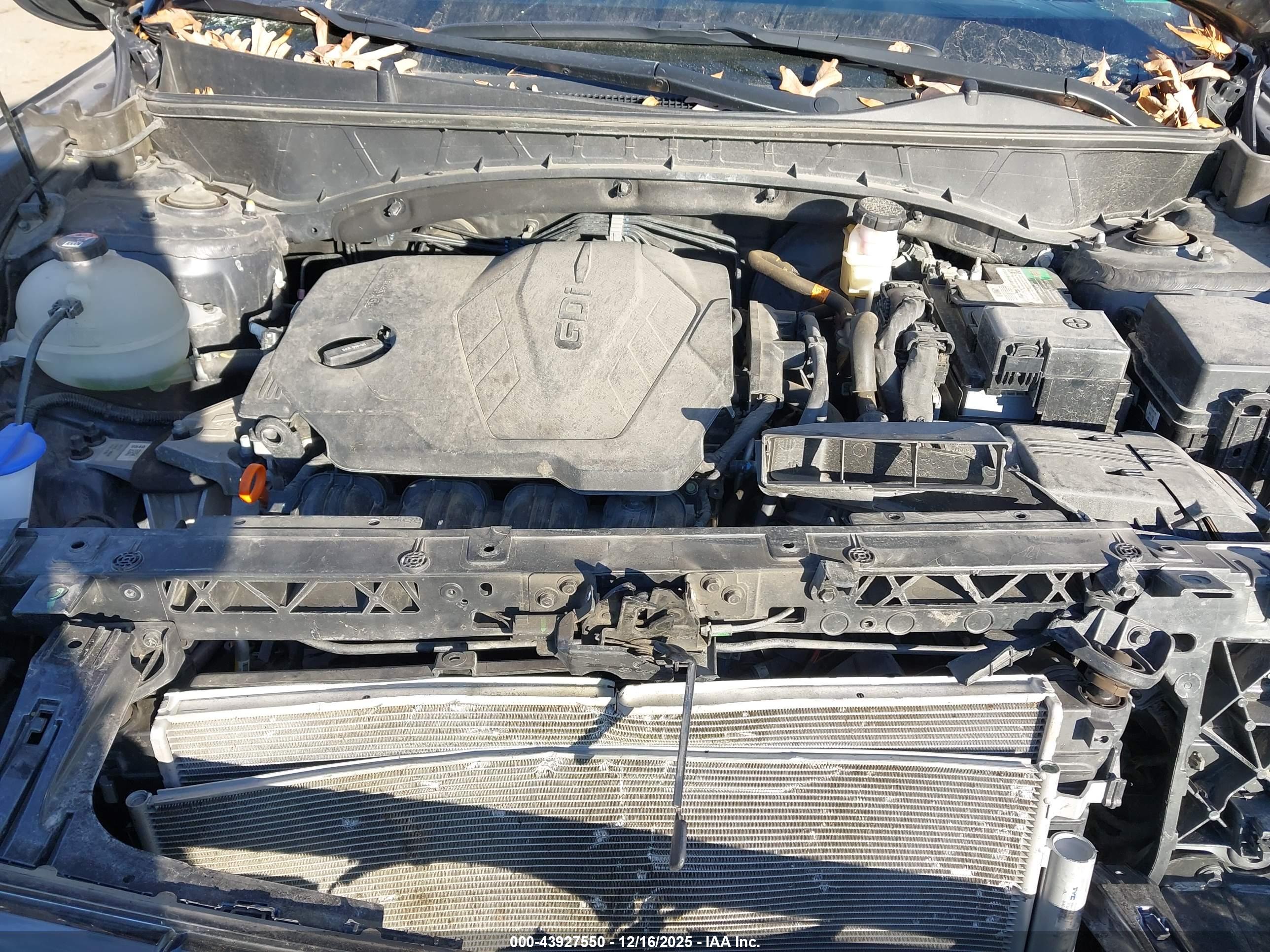 HYUNDAI TUCSON image 10