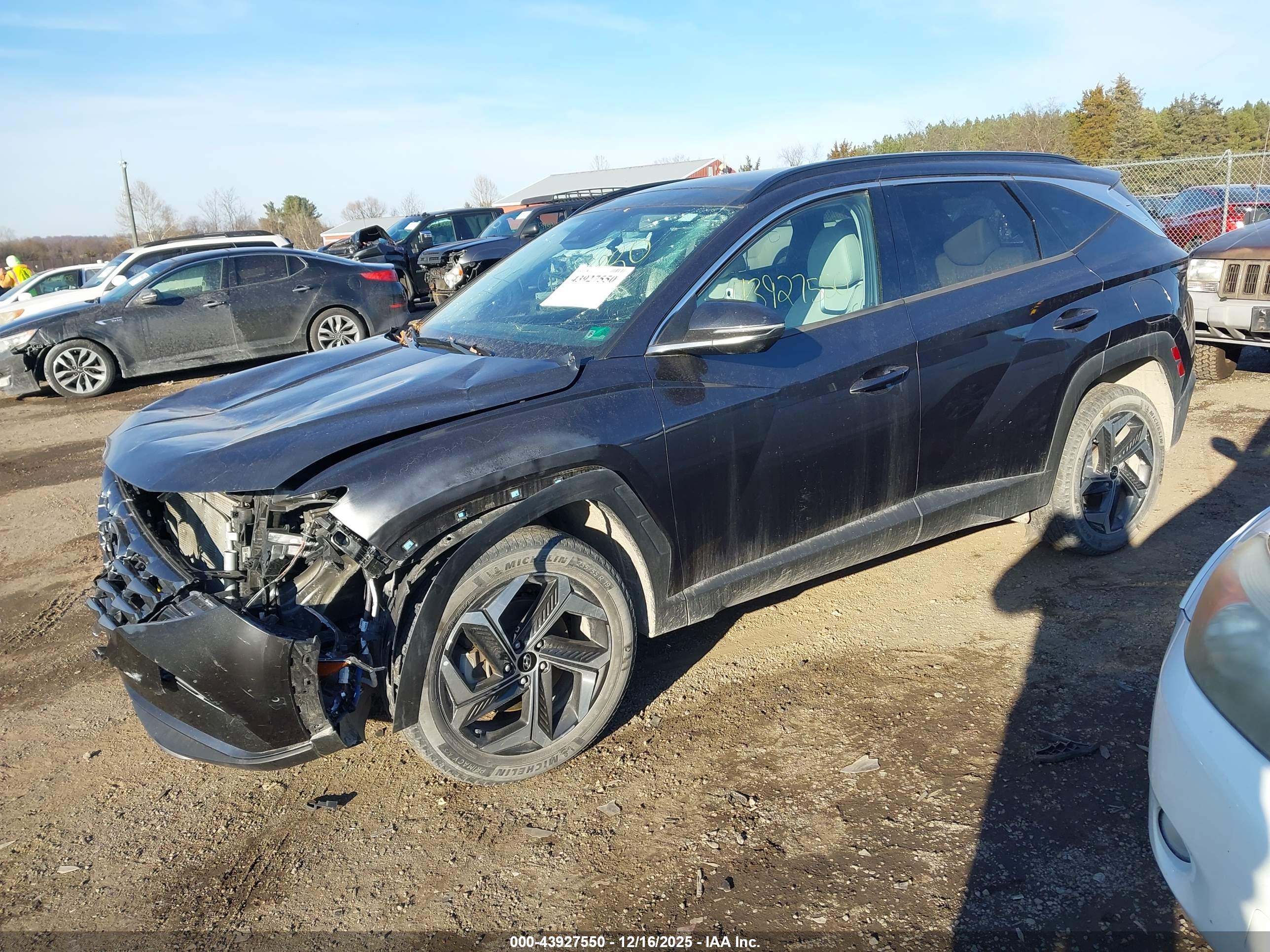 HYUNDAI TUCSON image 2