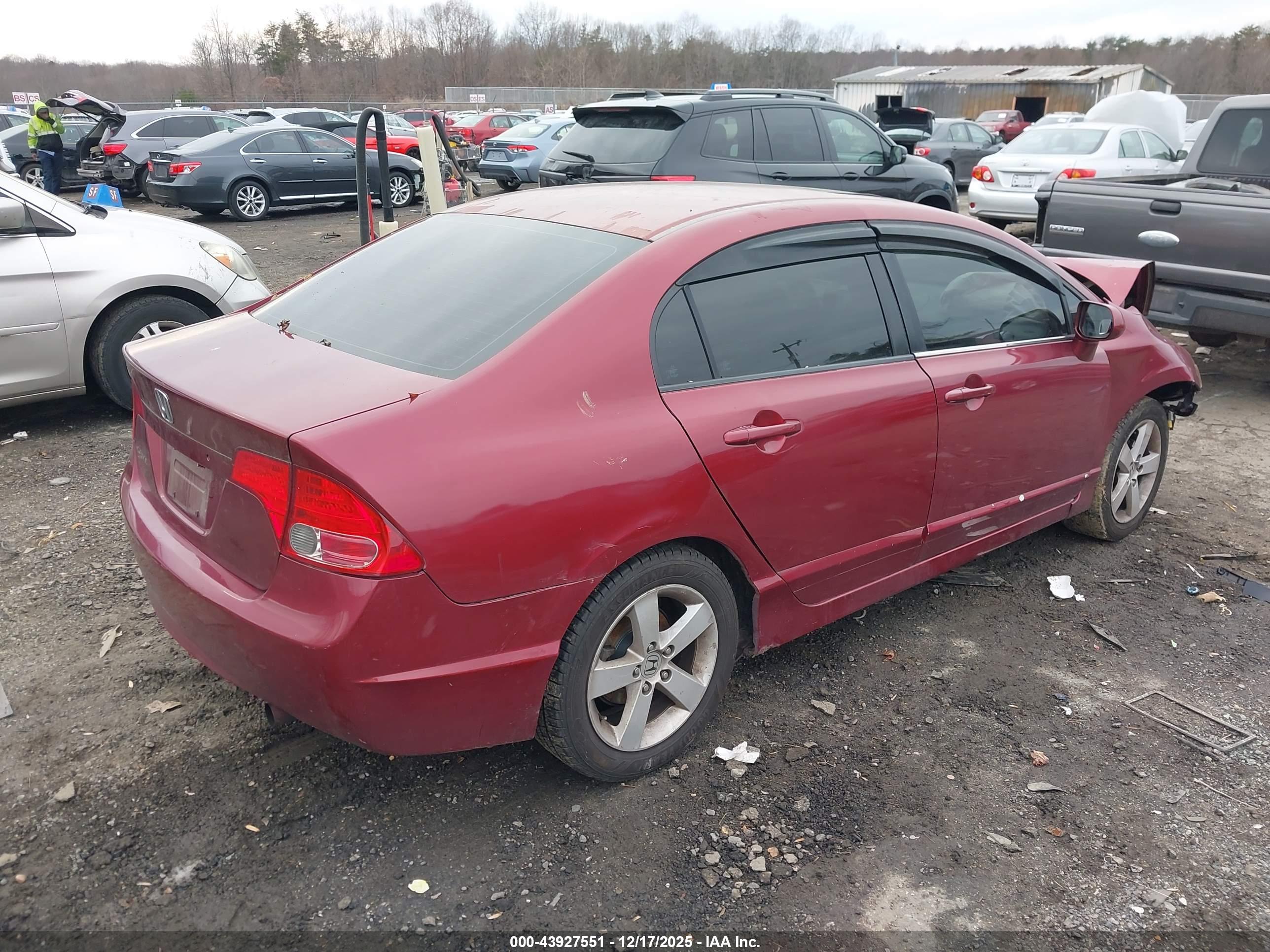 HONDA CIVIC image 4