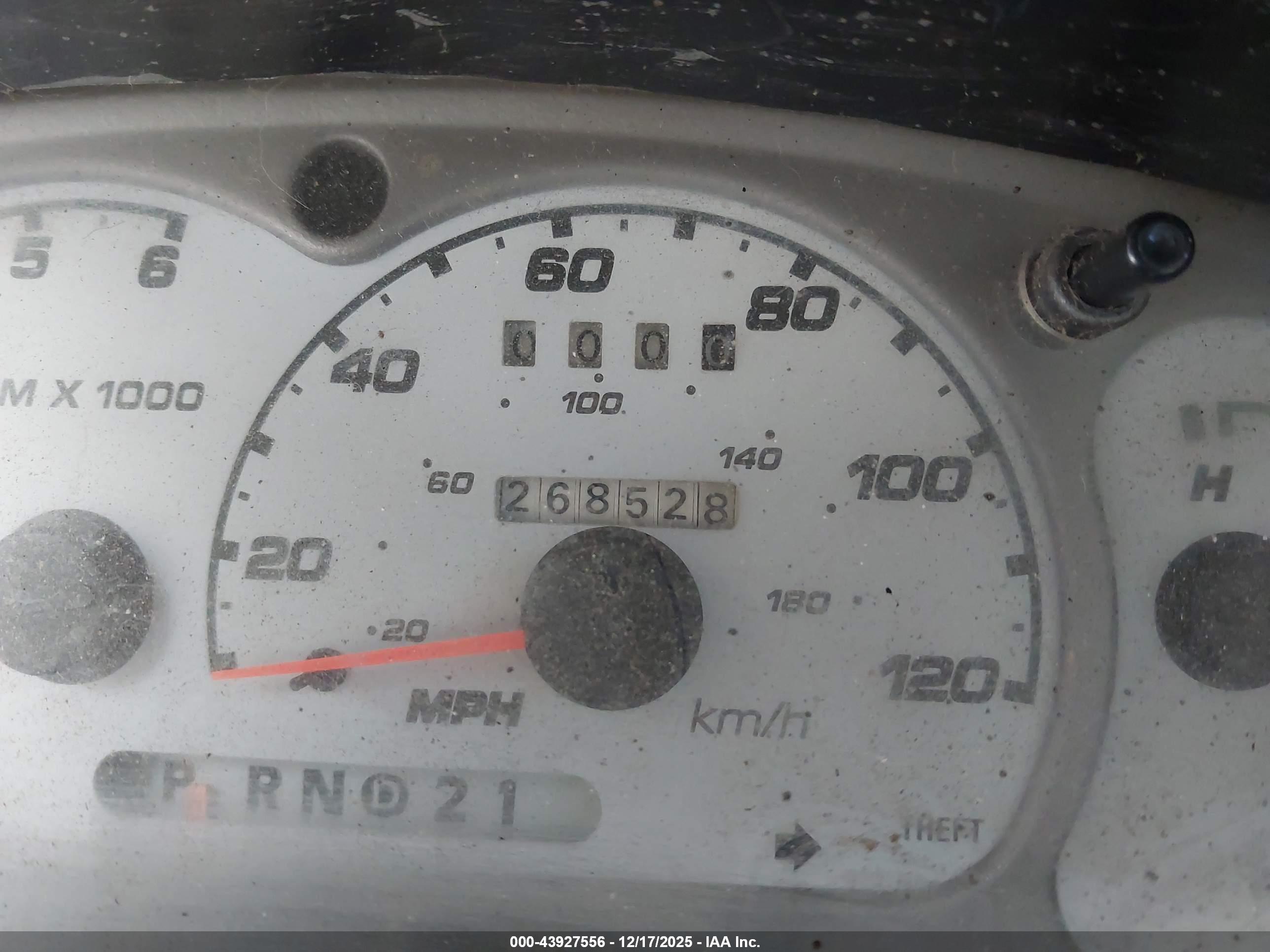 FORD EXPLORER image 7