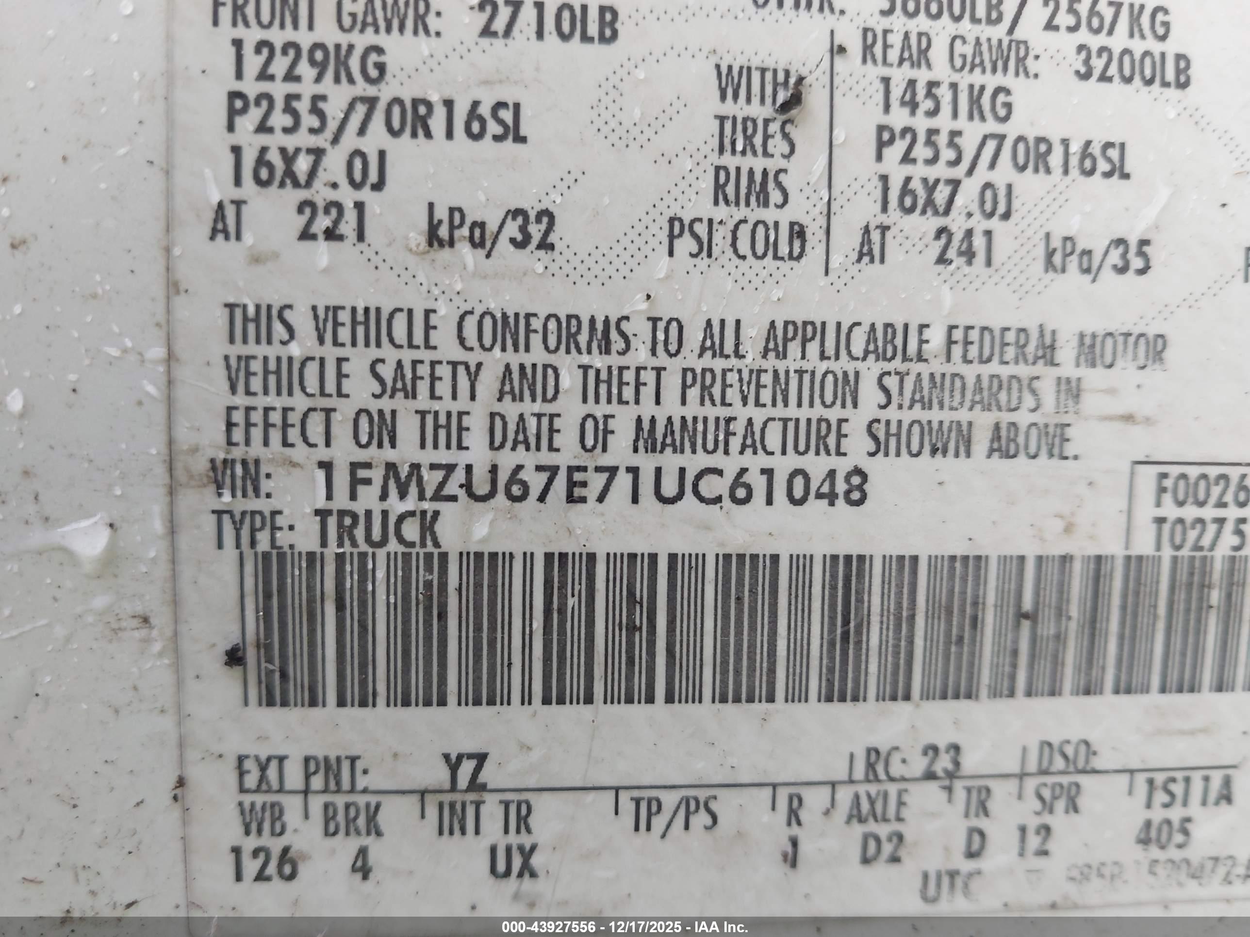 FORD EXPLORER image 9
