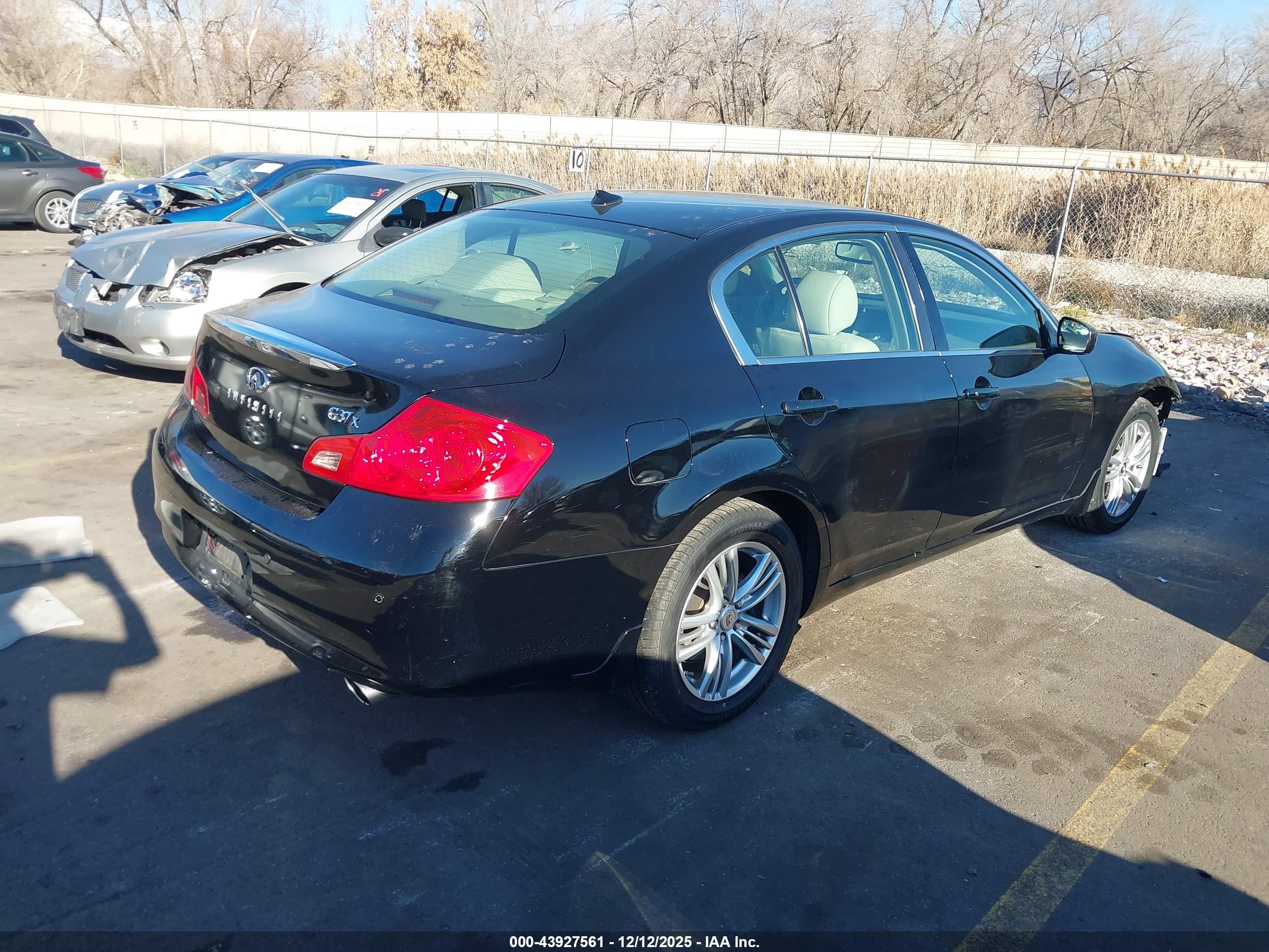INFINITI G37X image 4