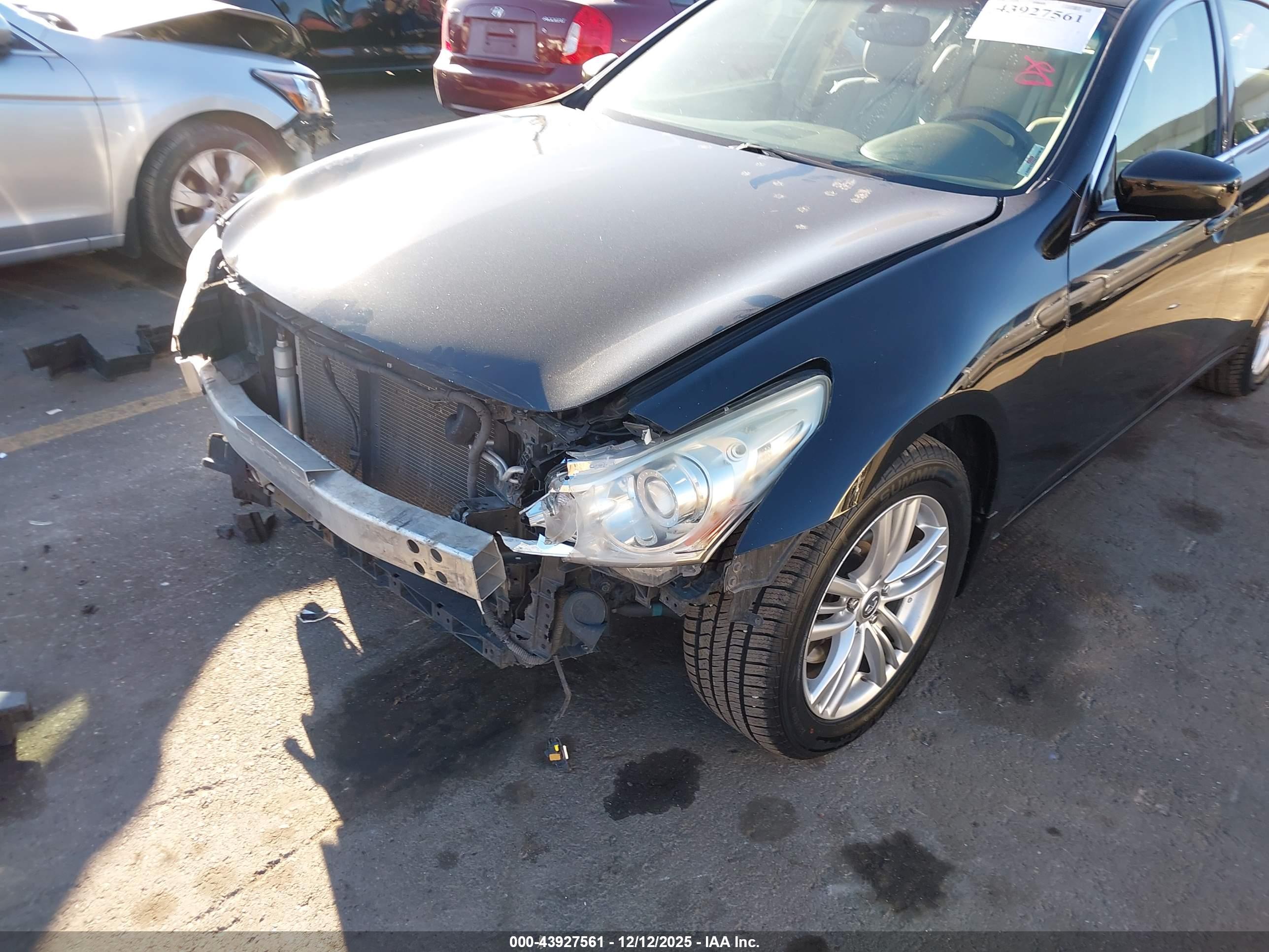 INFINITI G37X image 6