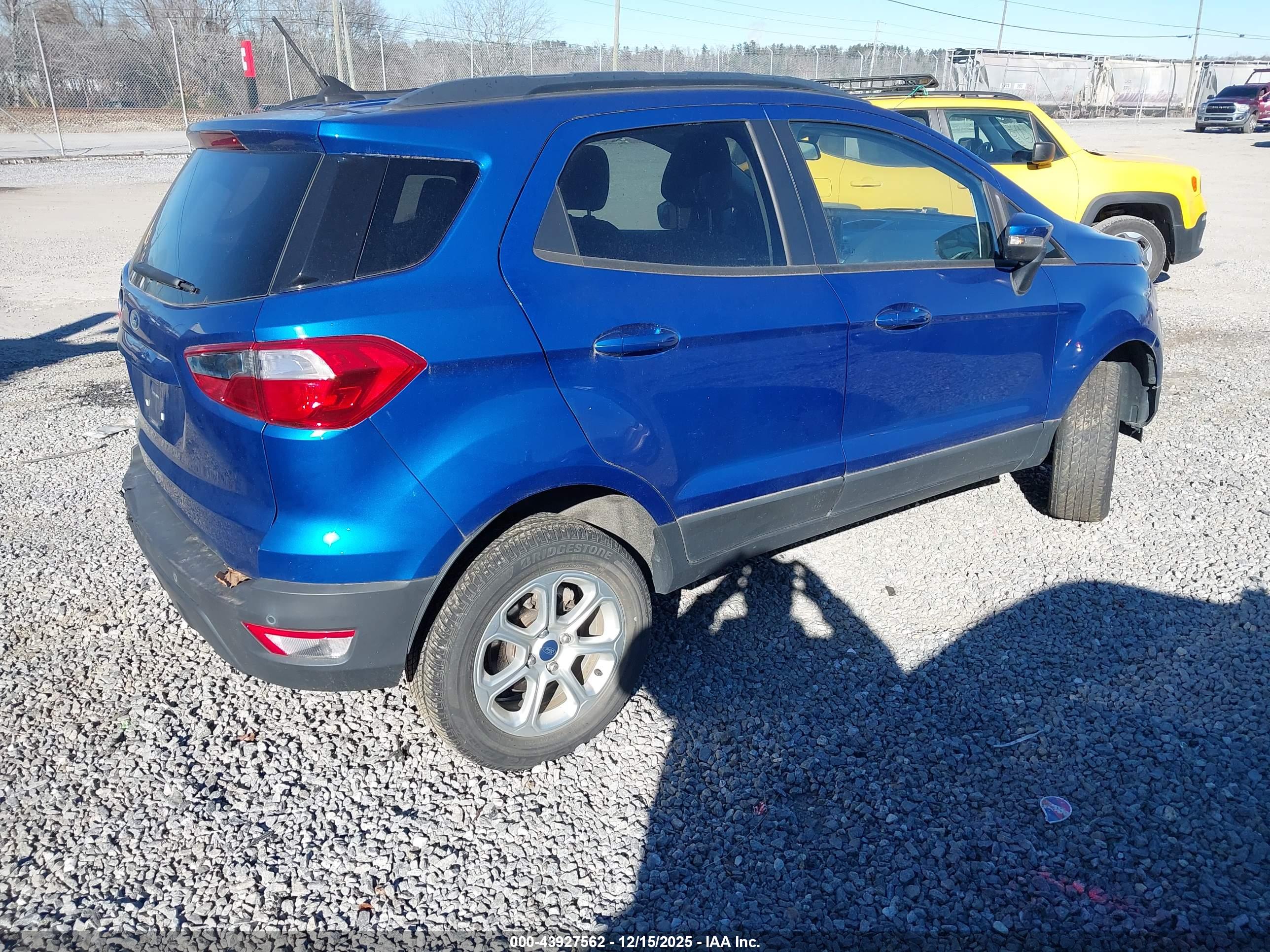 FORD ECOSPORT image 4