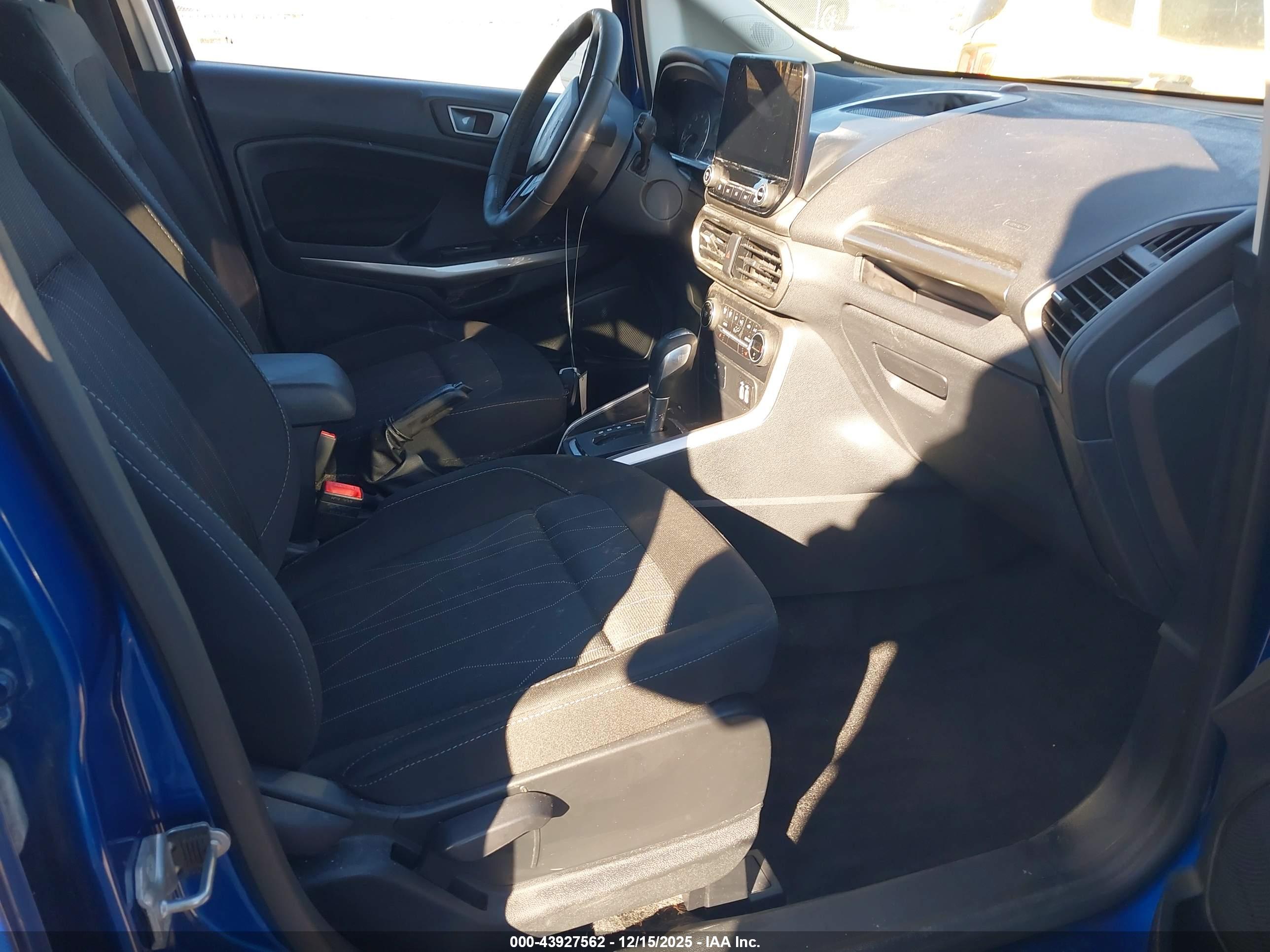 FORD ECOSPORT image 5