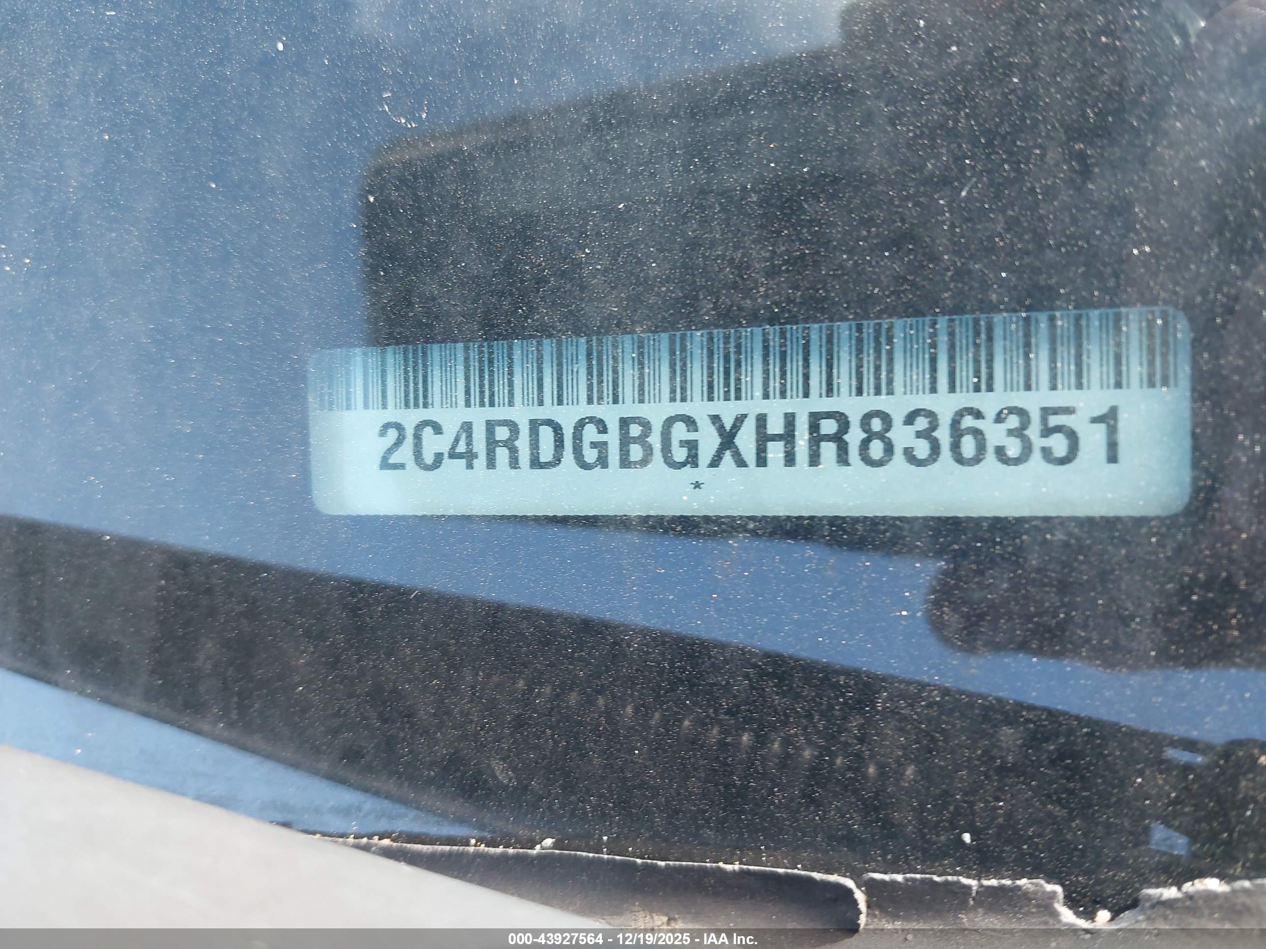 DODGE GRAND image 9