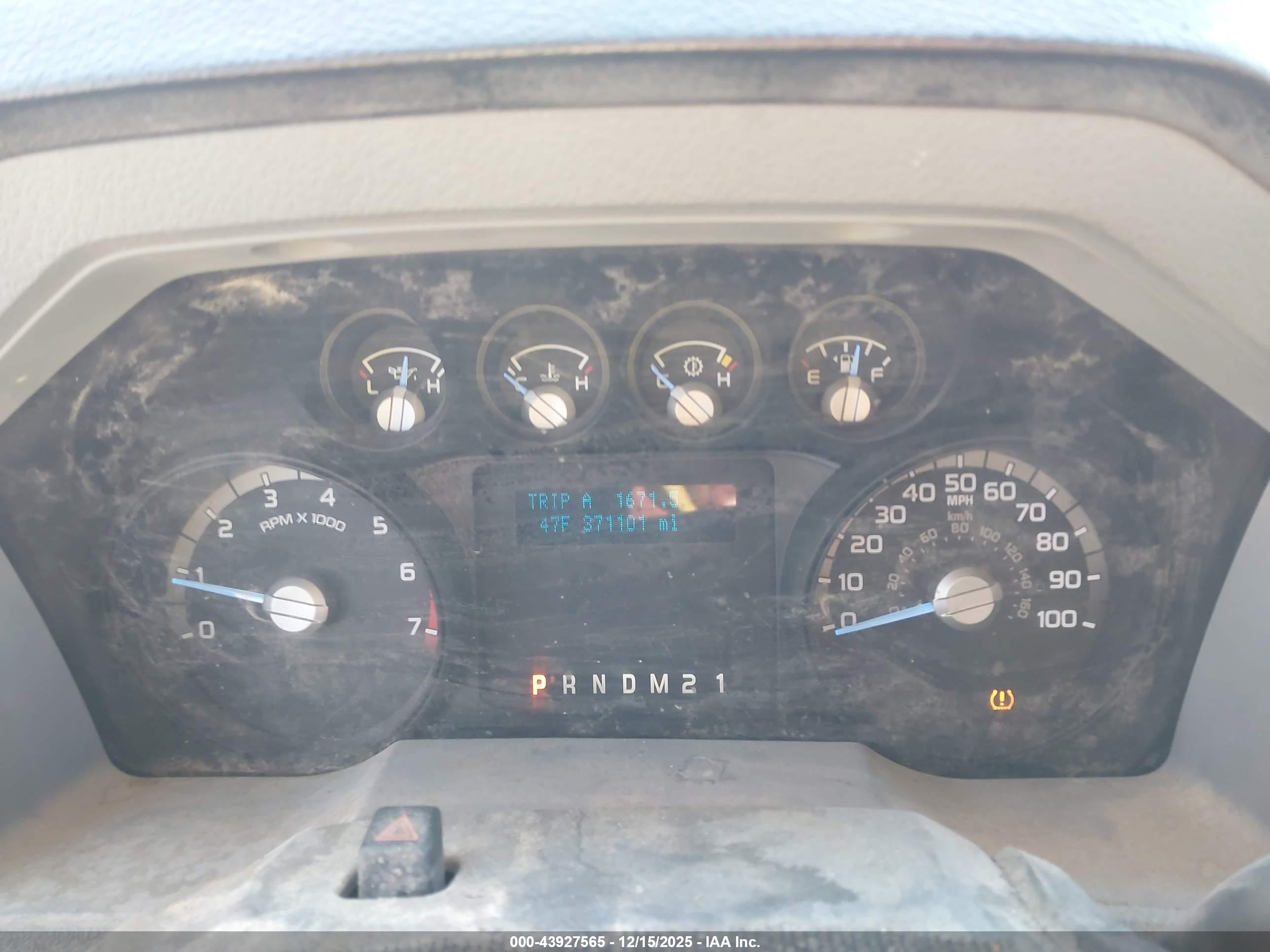 FORD F-250 image 7