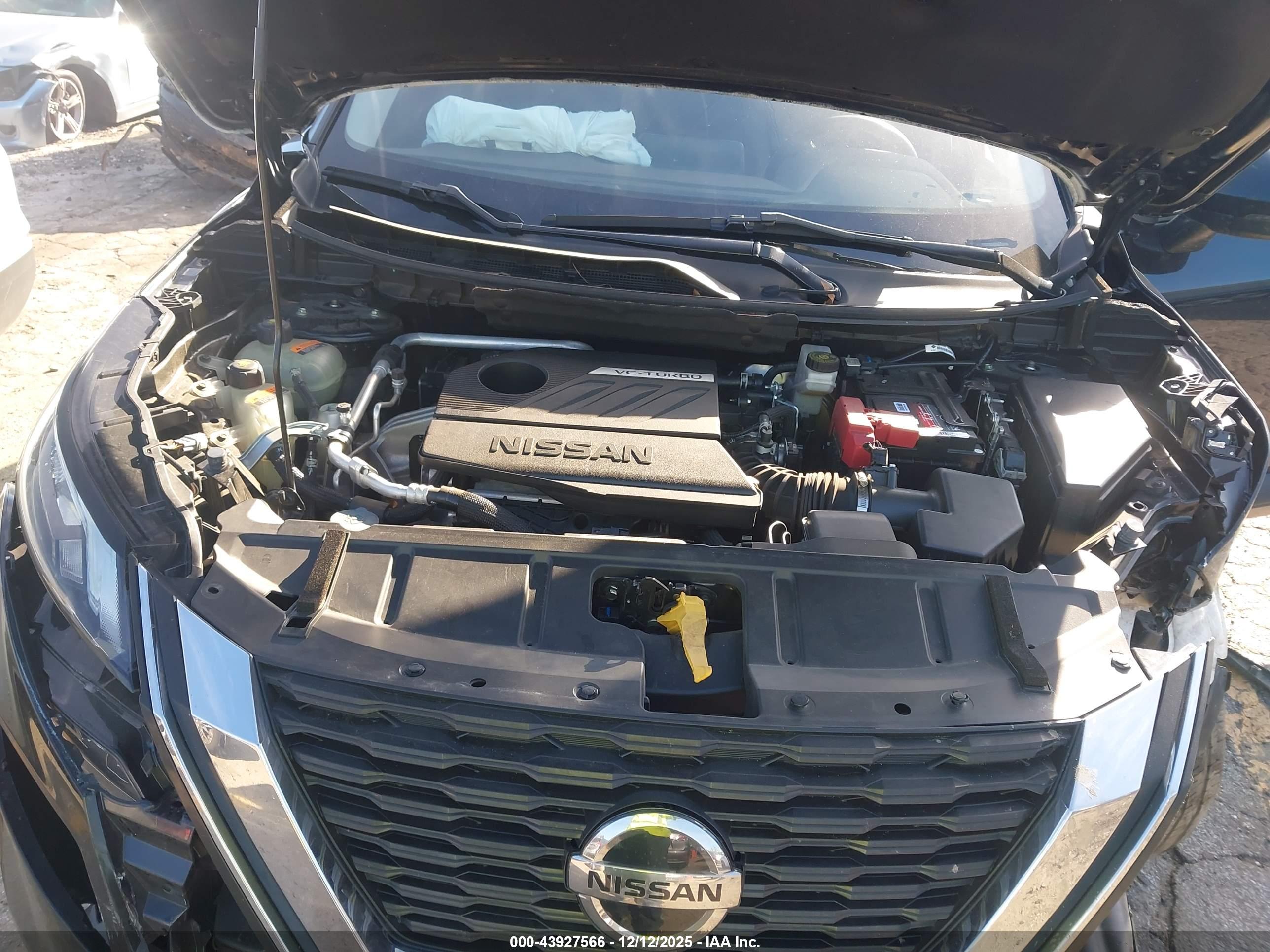 NISSAN ROGUE image 10