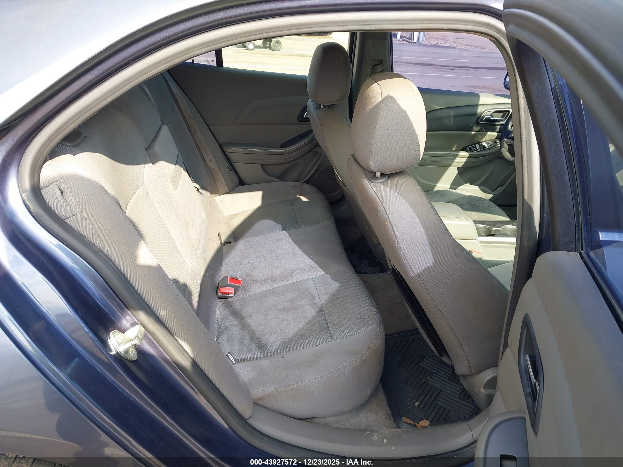 CHEVROLET MALIBU image 8