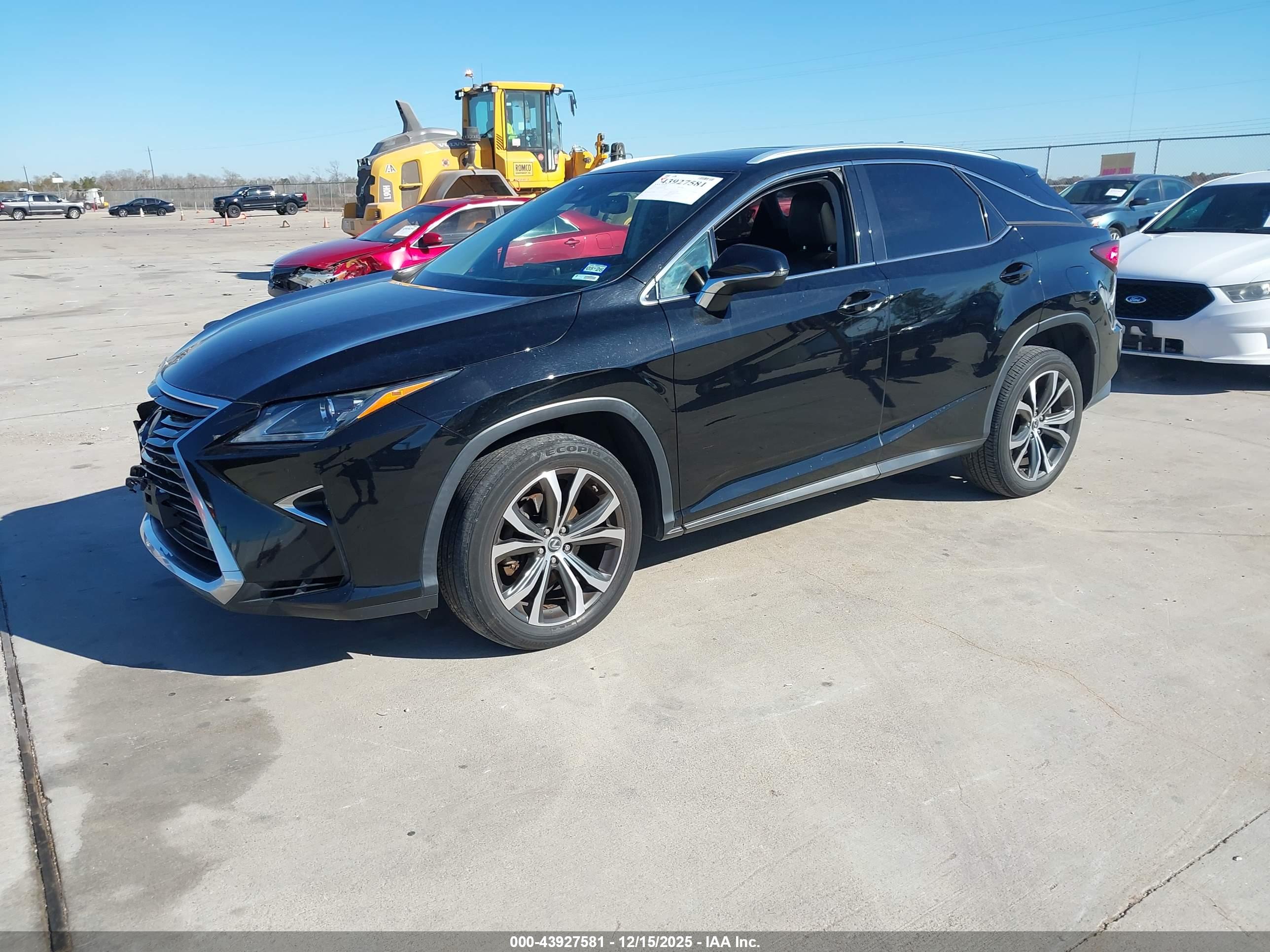 LEXUS RX image 2