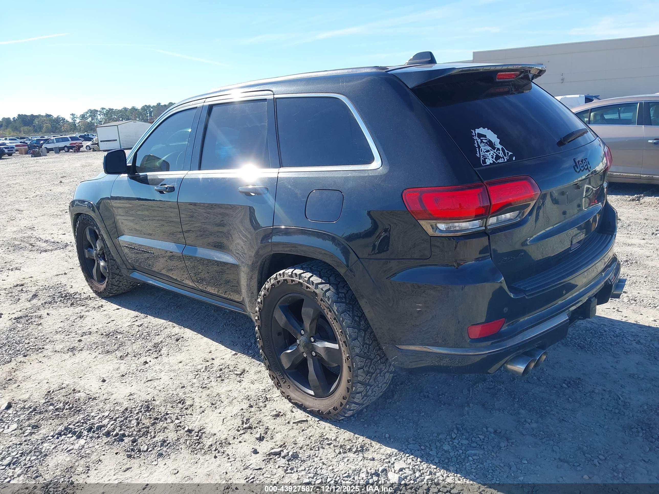 JEEP GRAND image 3