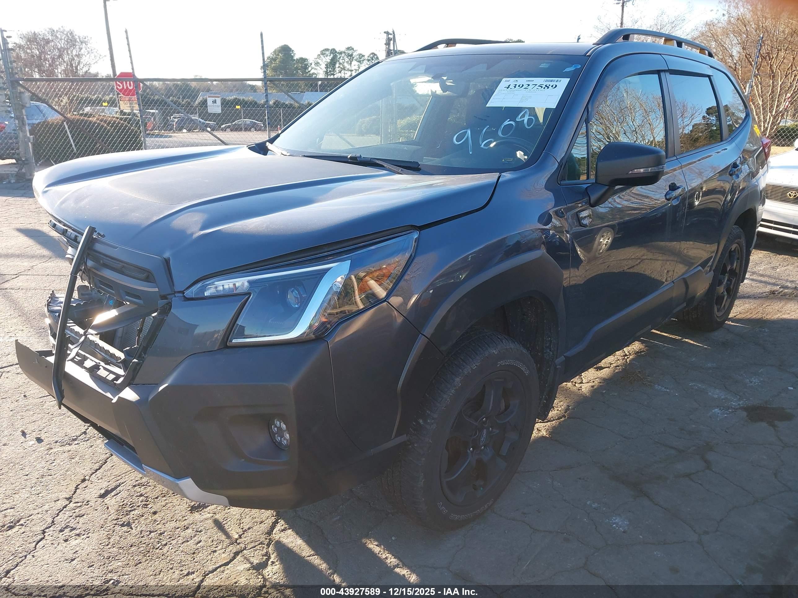 SUBARU FORESTER image 2