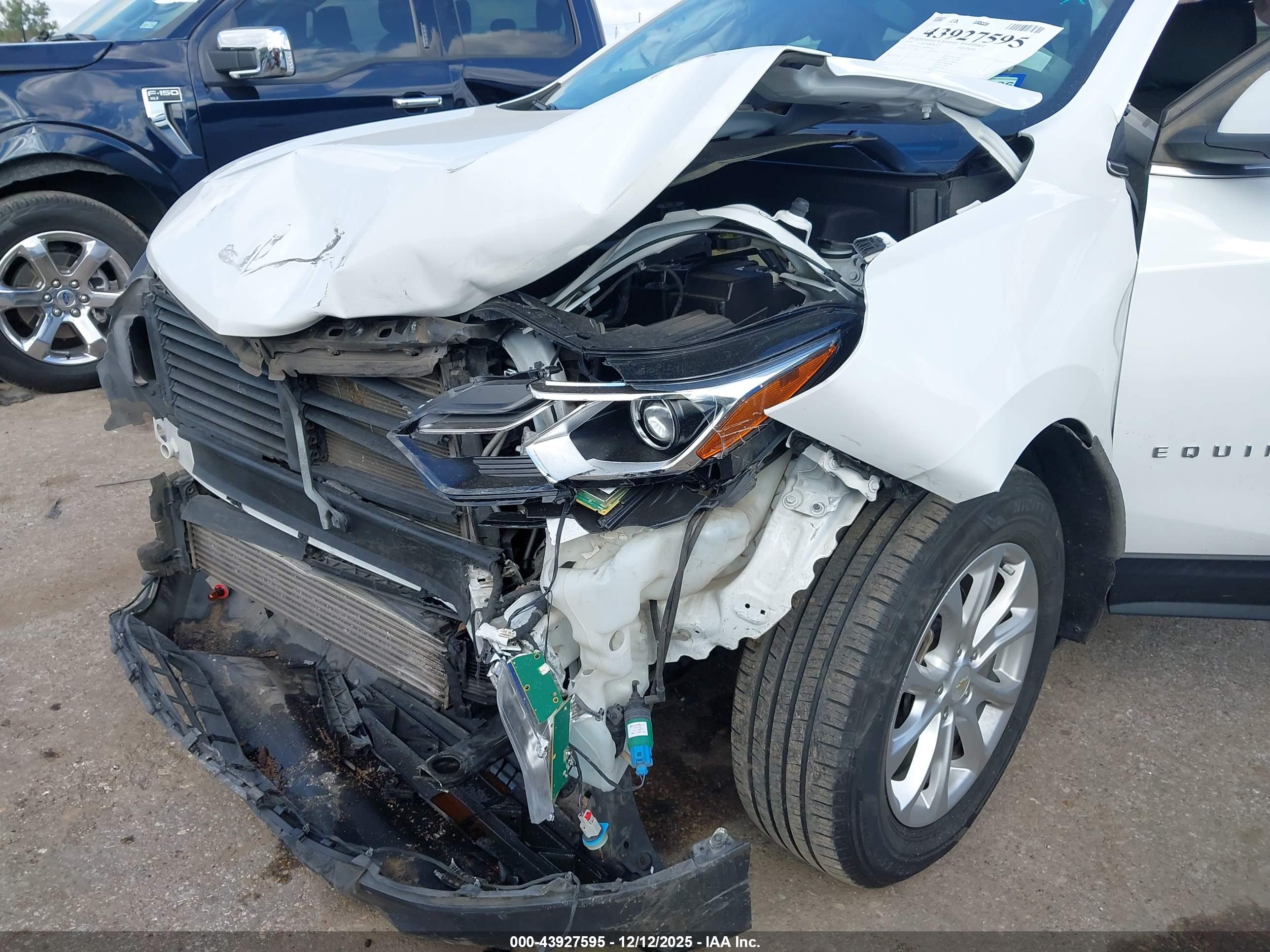 CHEVROLET EQUINOX image 6