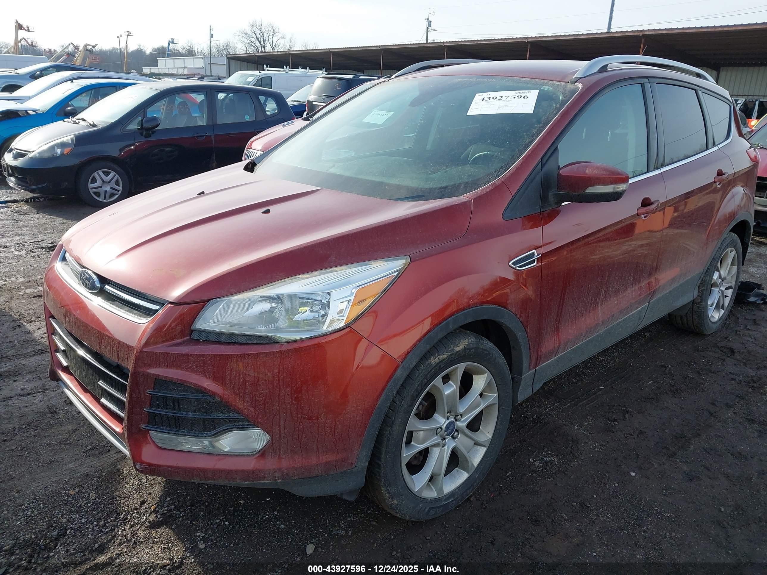 FORD ESCAPE image 2