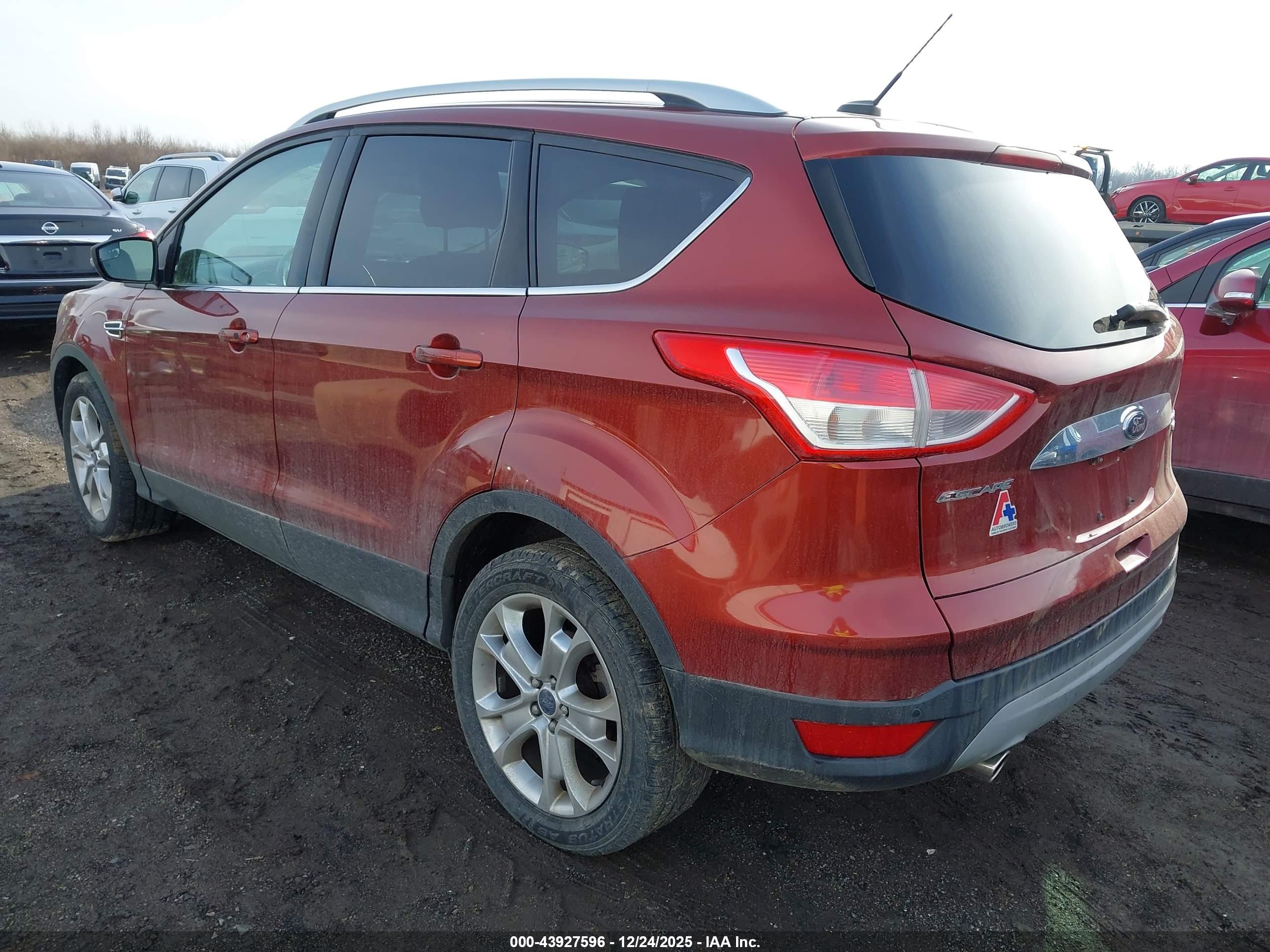 FORD ESCAPE image 3