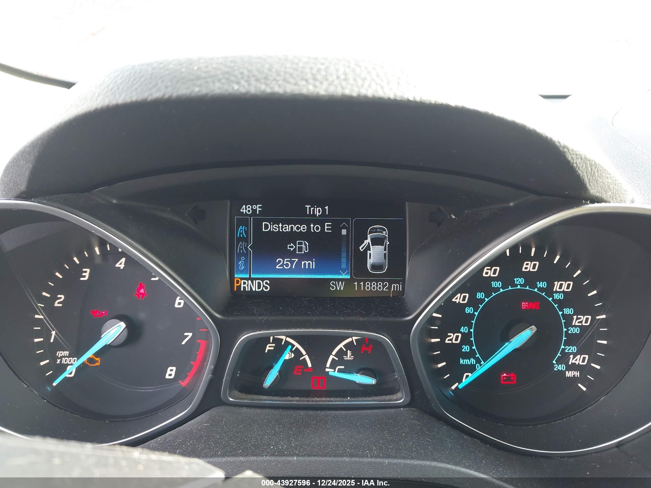 FORD ESCAPE image 7