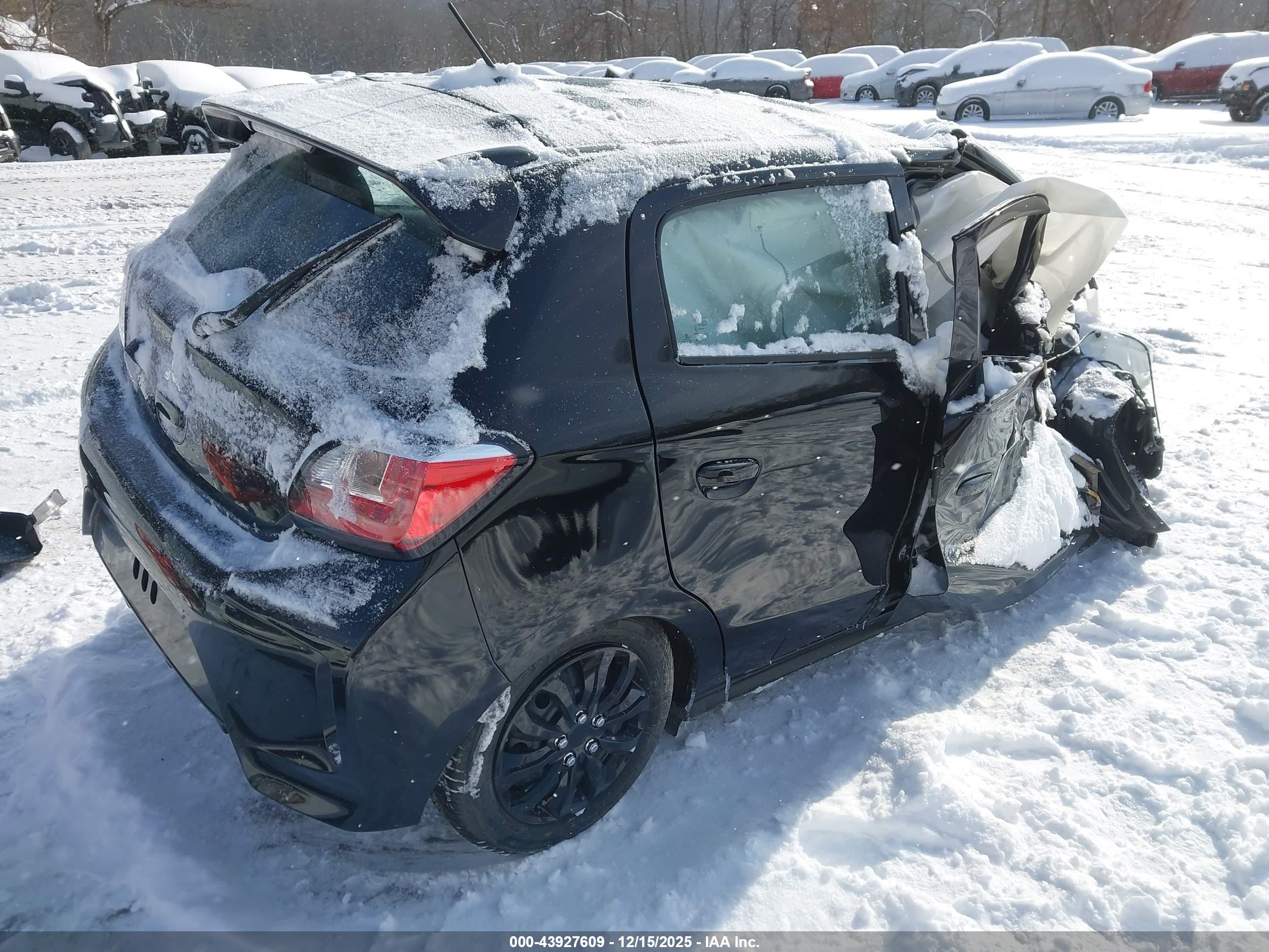 MITSUBISHI MIRAGE image 4