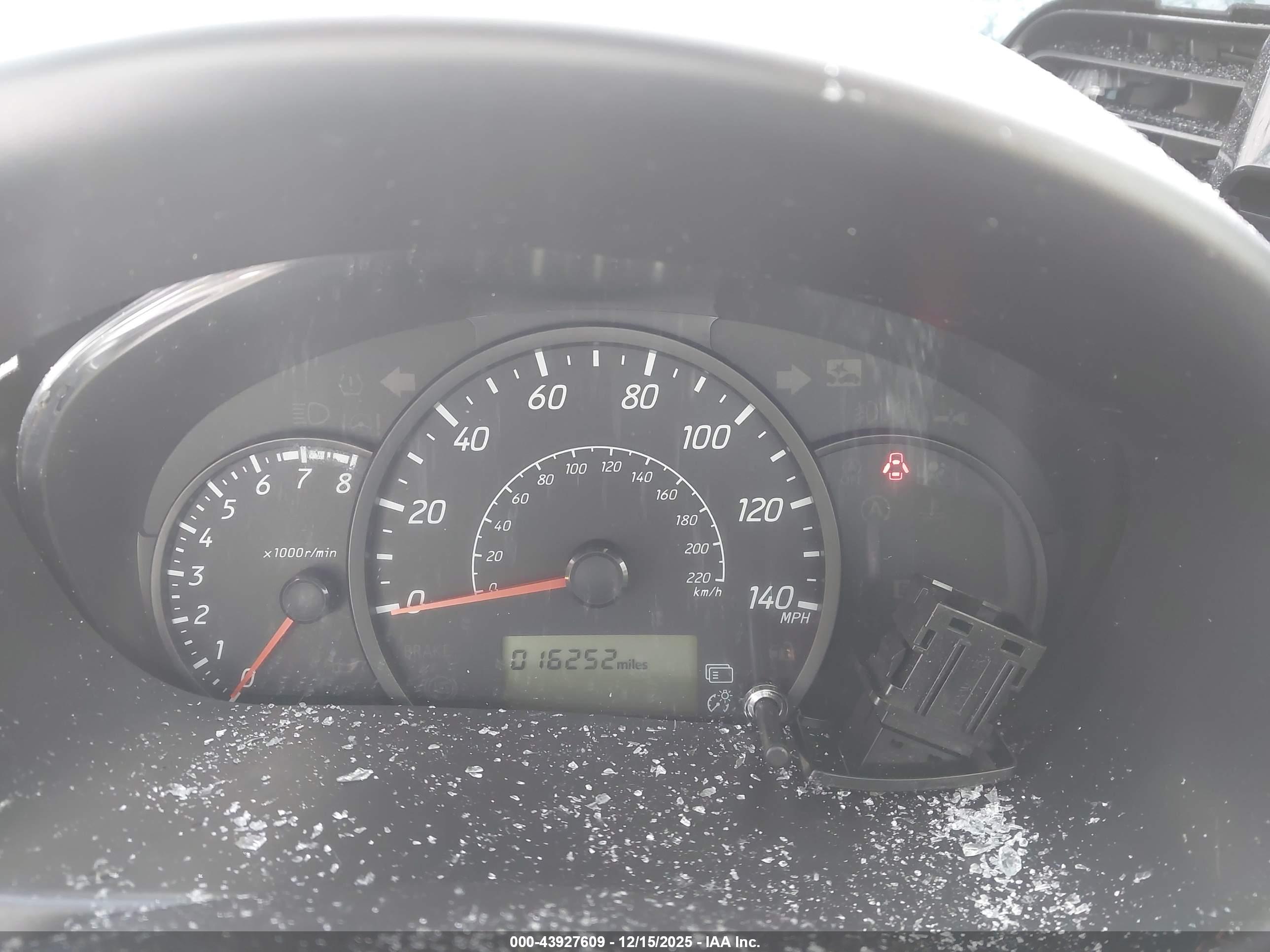 MITSUBISHI MIRAGE image 7