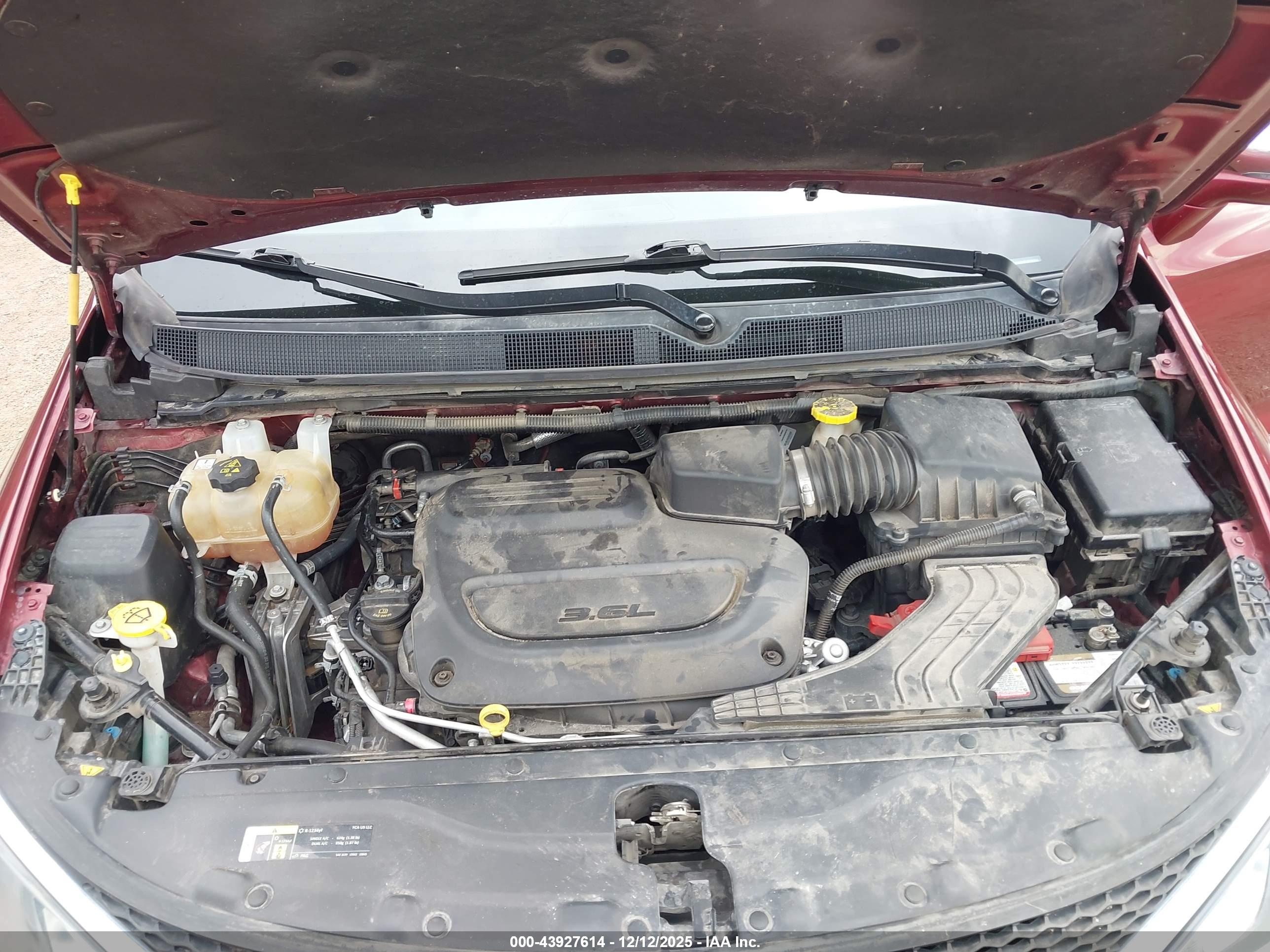 CHRYSLER PACIFICA image 10