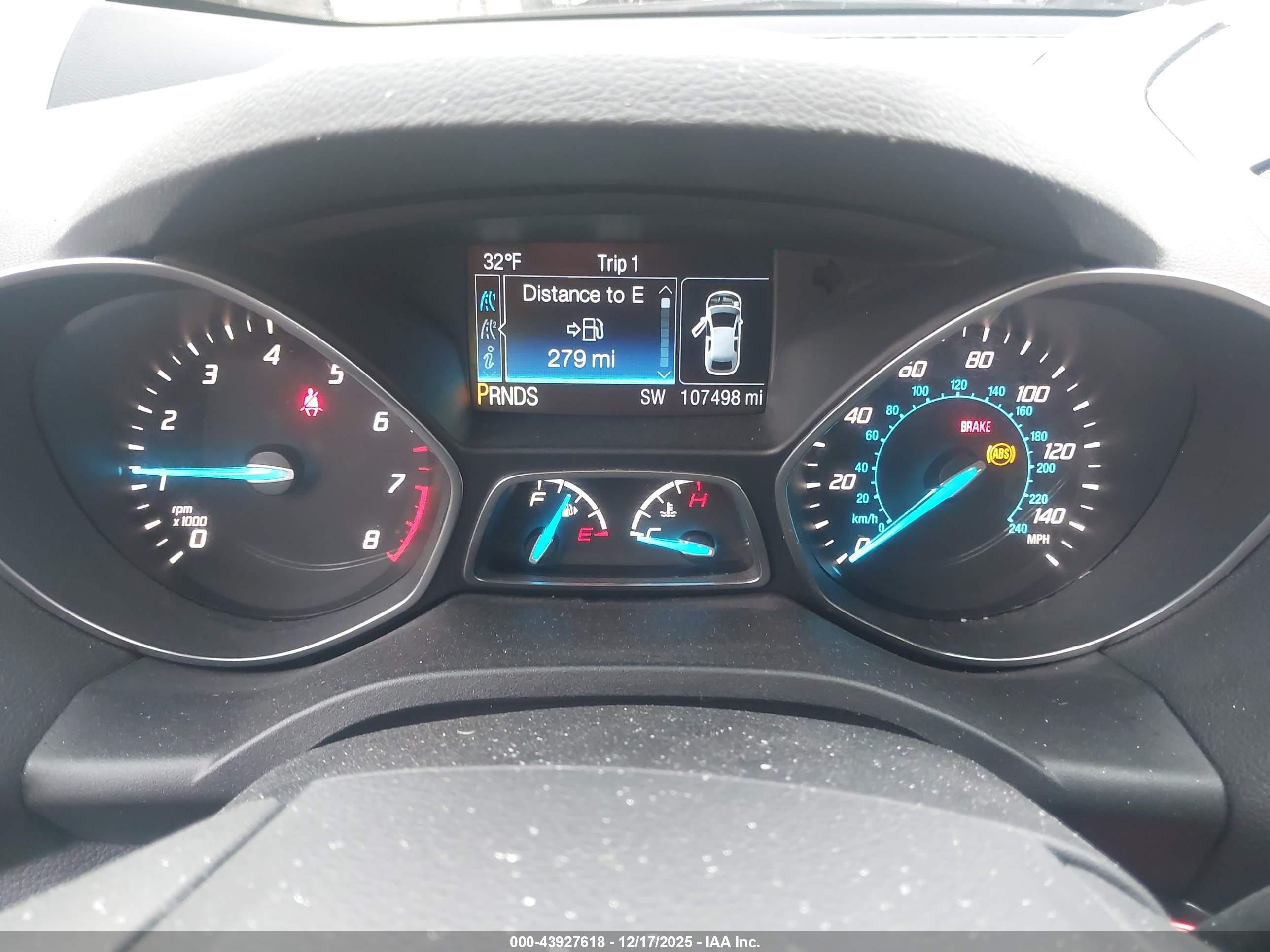 FORD ESCAPE image 7