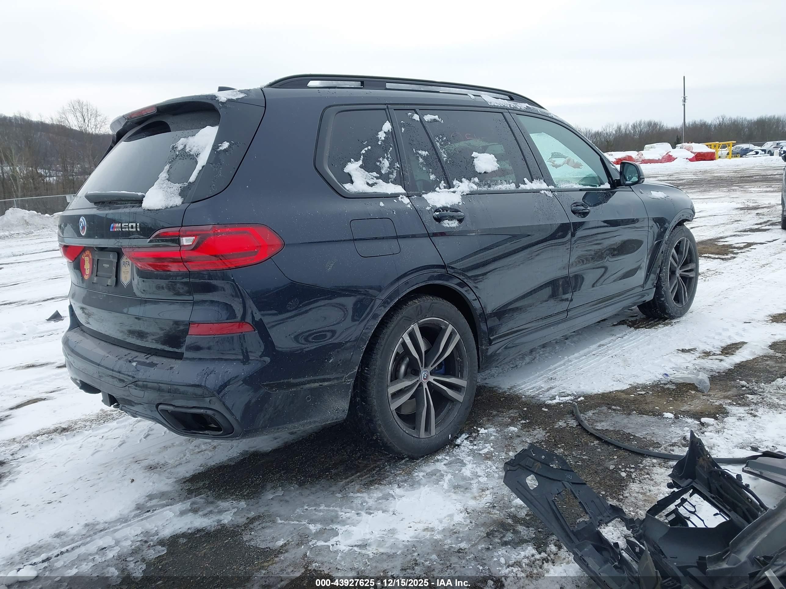 BMW X7 image 4