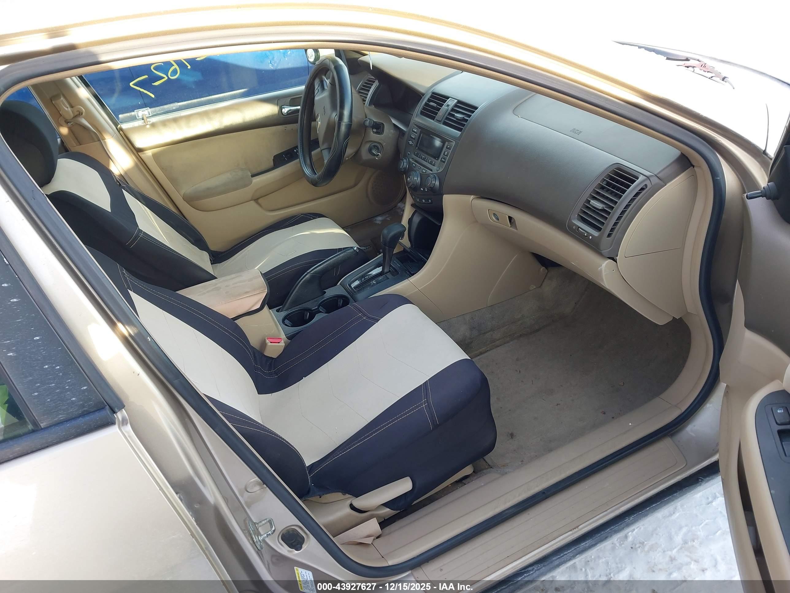 HONDA ACCORD image 5