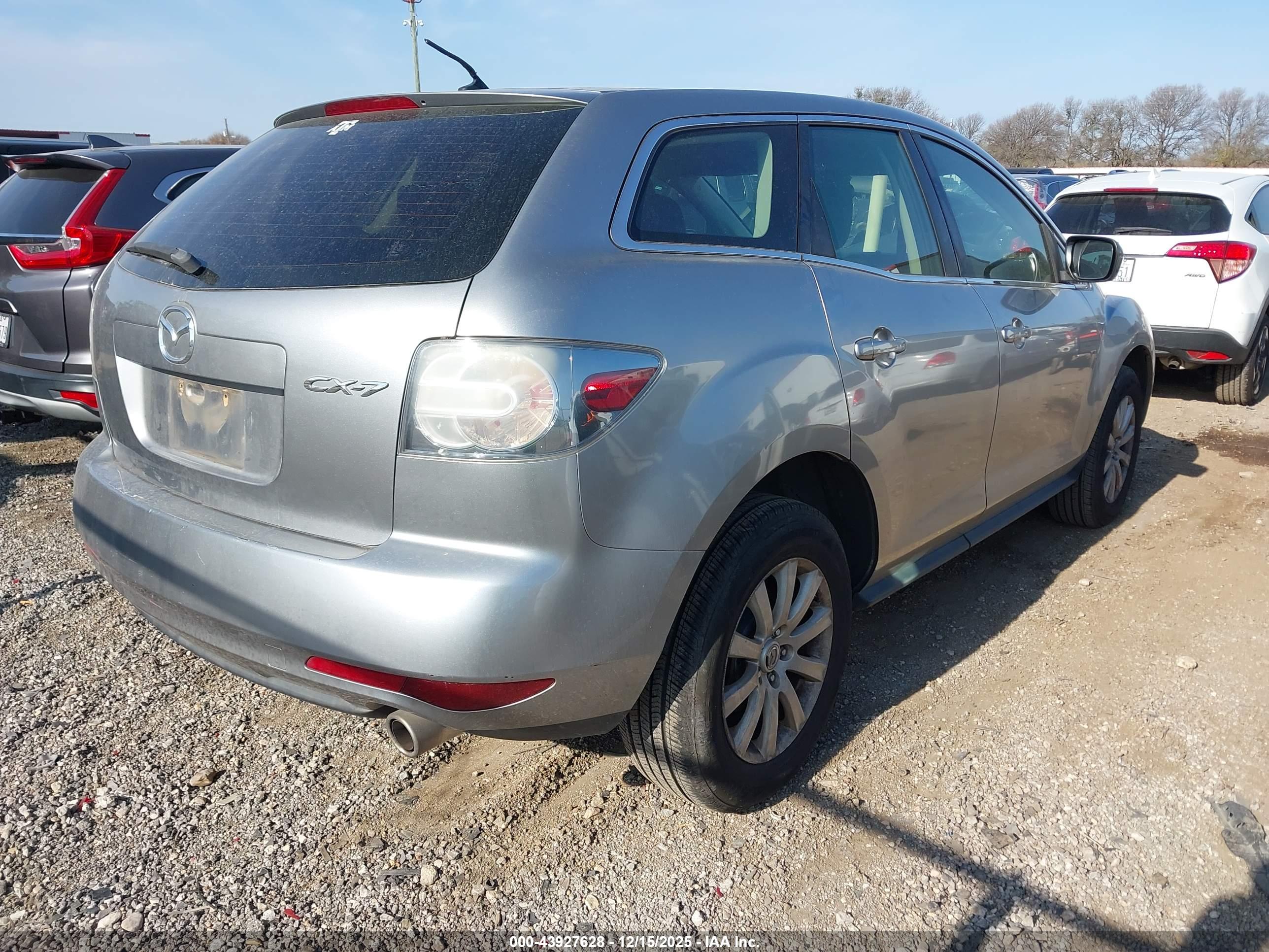 MAZDA CX-7 image 4