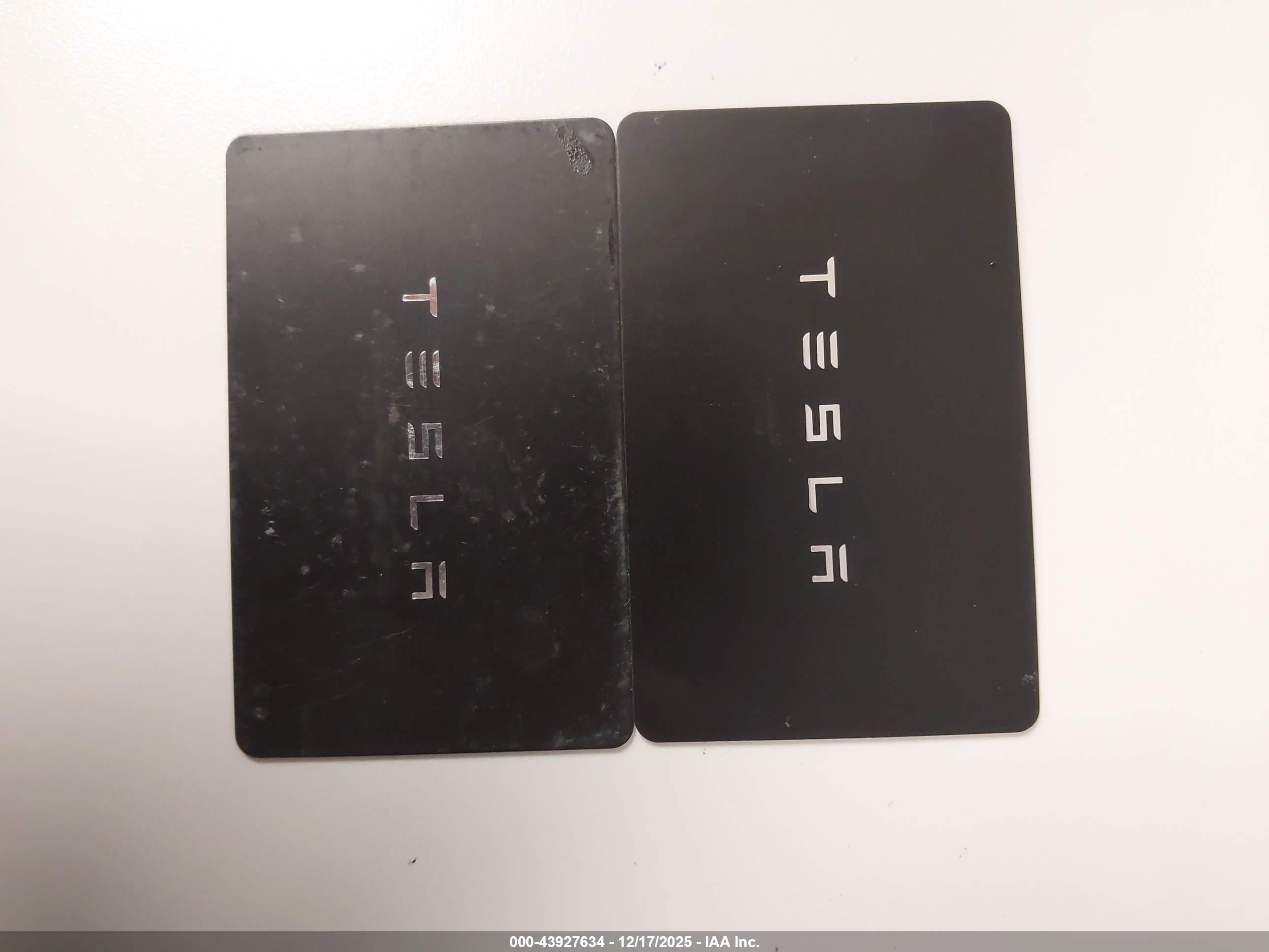 TESLA MODEL image 11