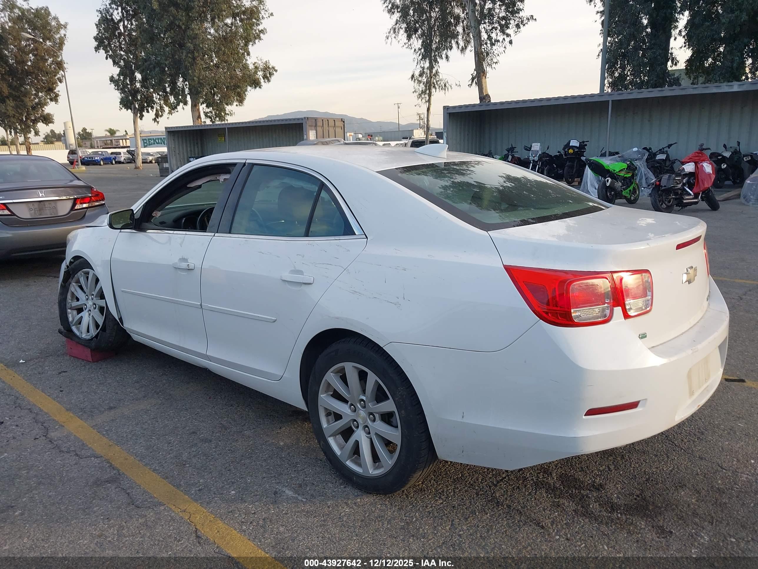 CHEVROLET MALIBU image 3