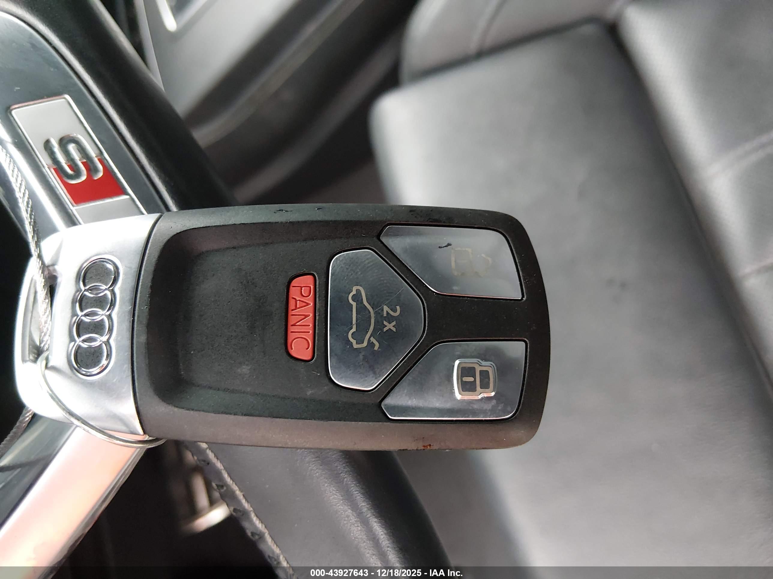 AUDI SQ5 image 11