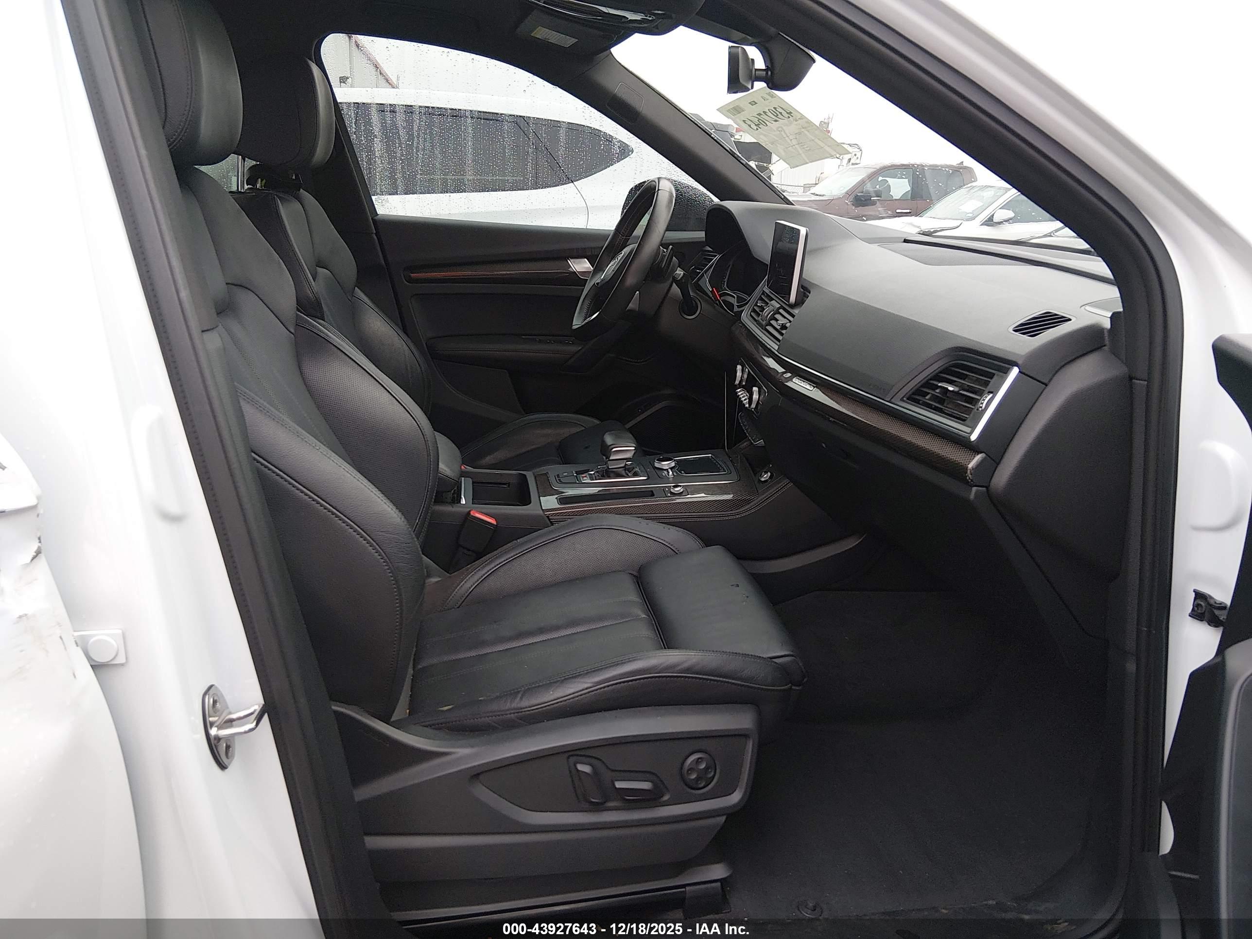 AUDI SQ5 image 5