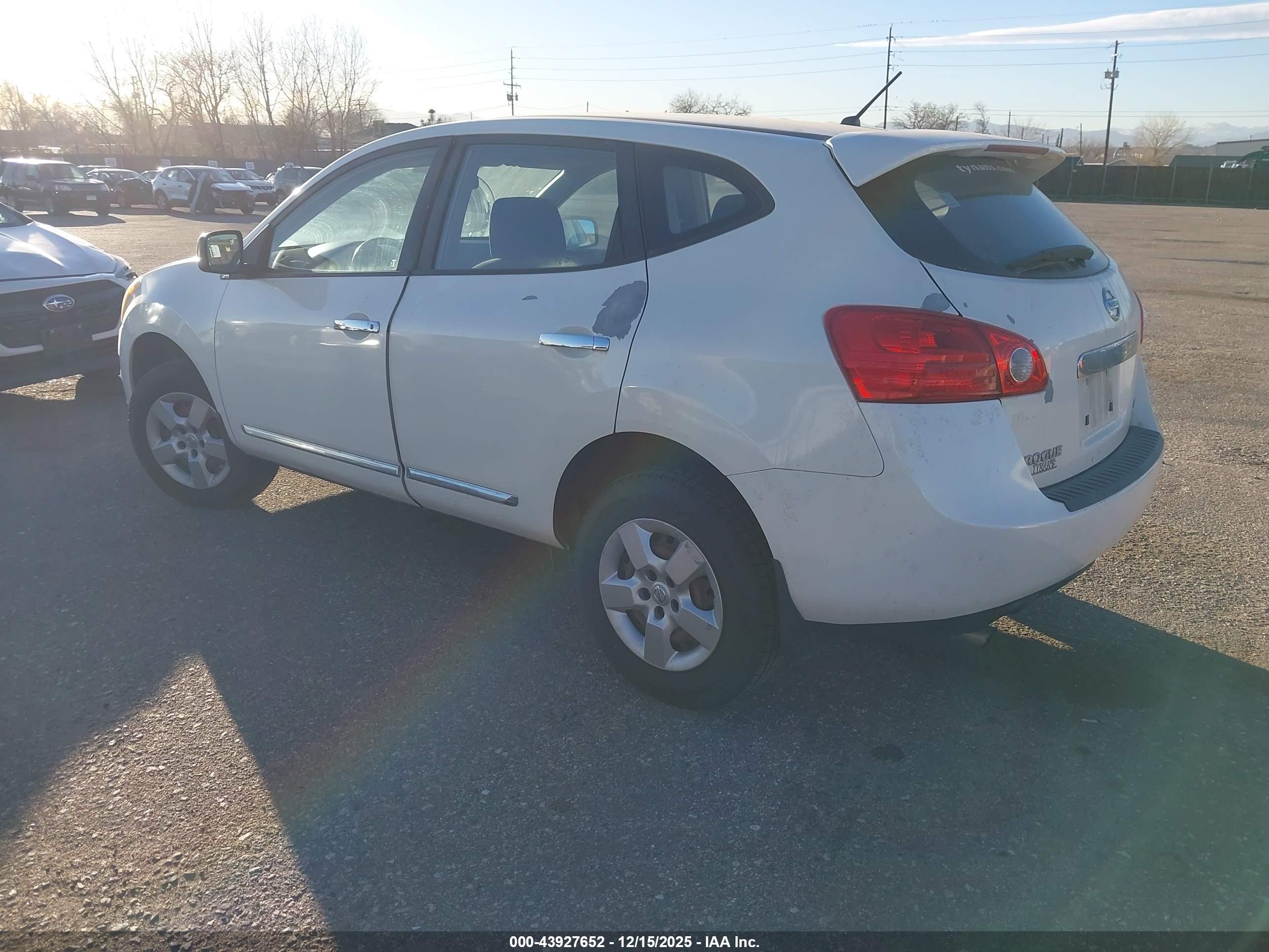 NISSAN ROGUE image 3