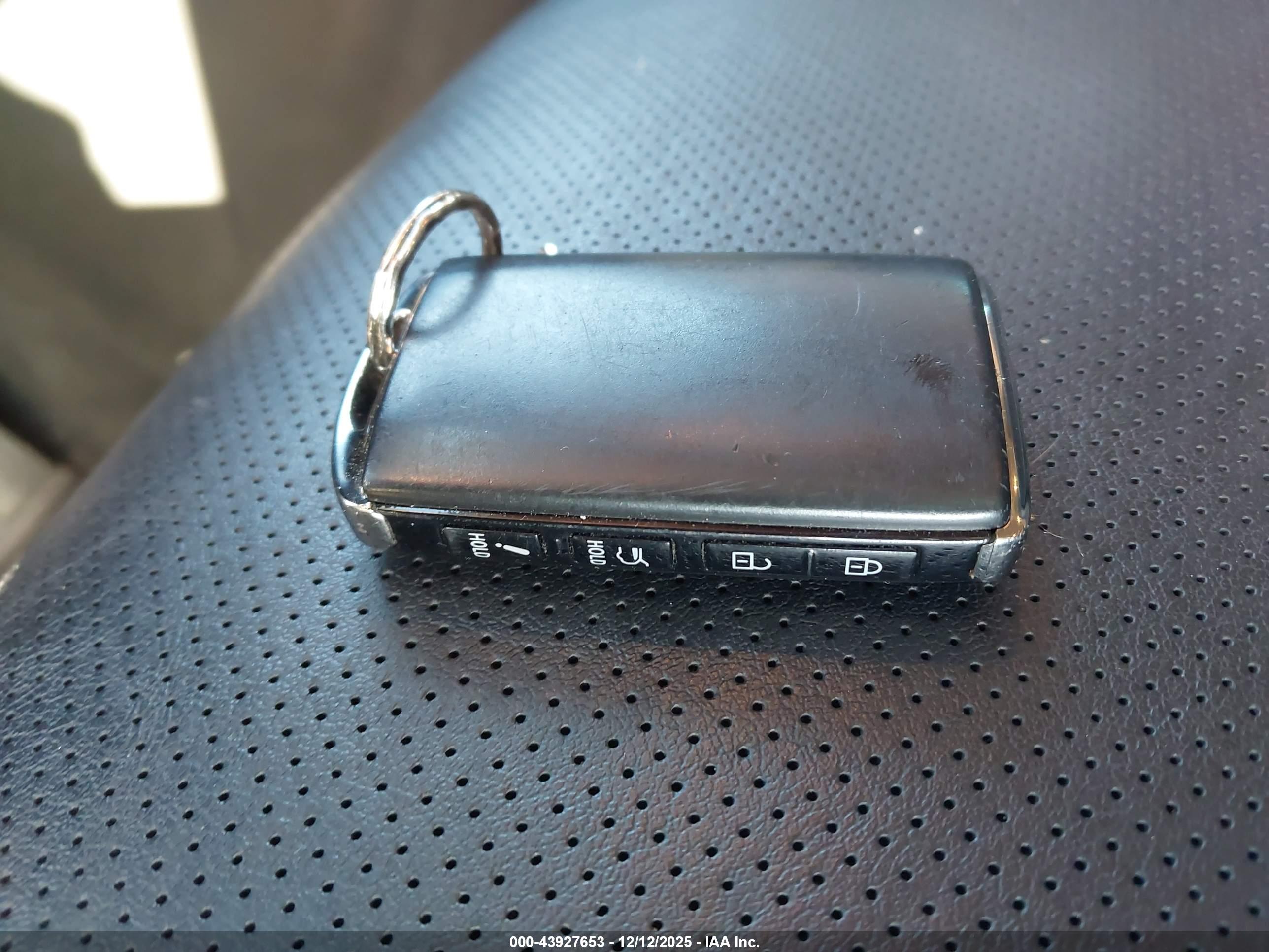 MAZDA CX-9 image 11