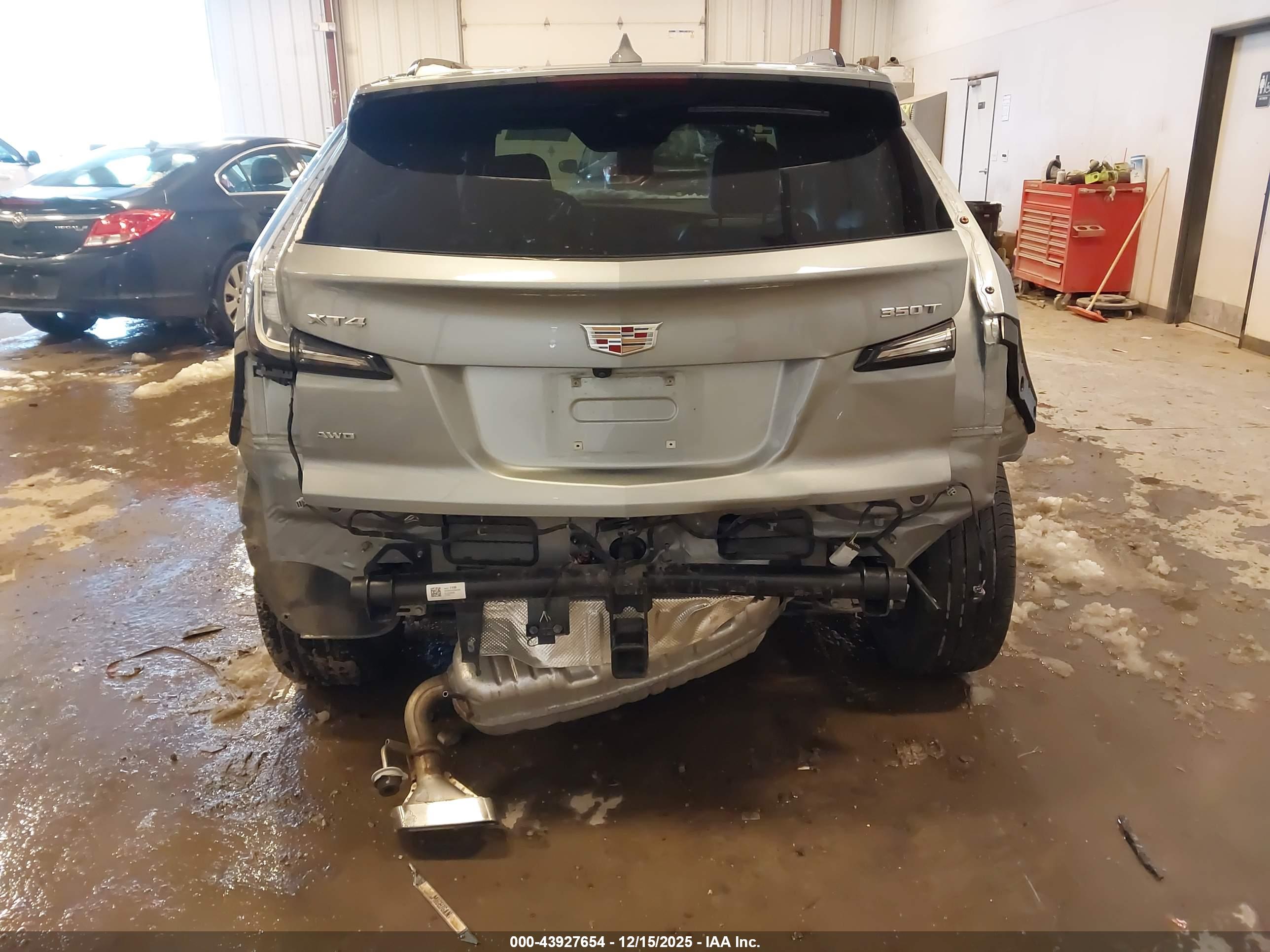CADILLAC XT4 image 6