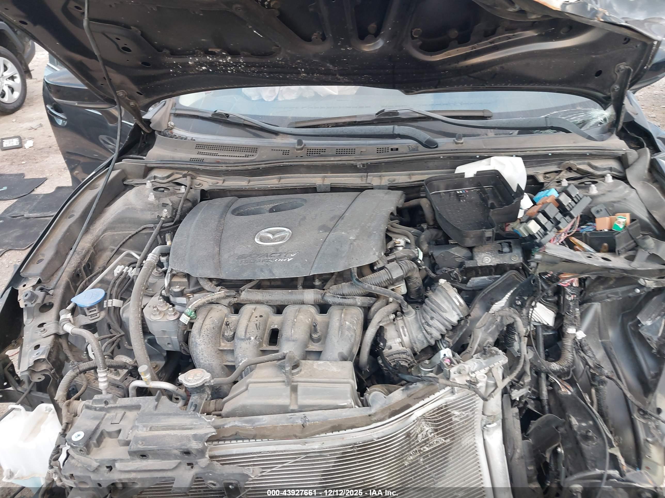 MAZDA MAZDA3 image 10