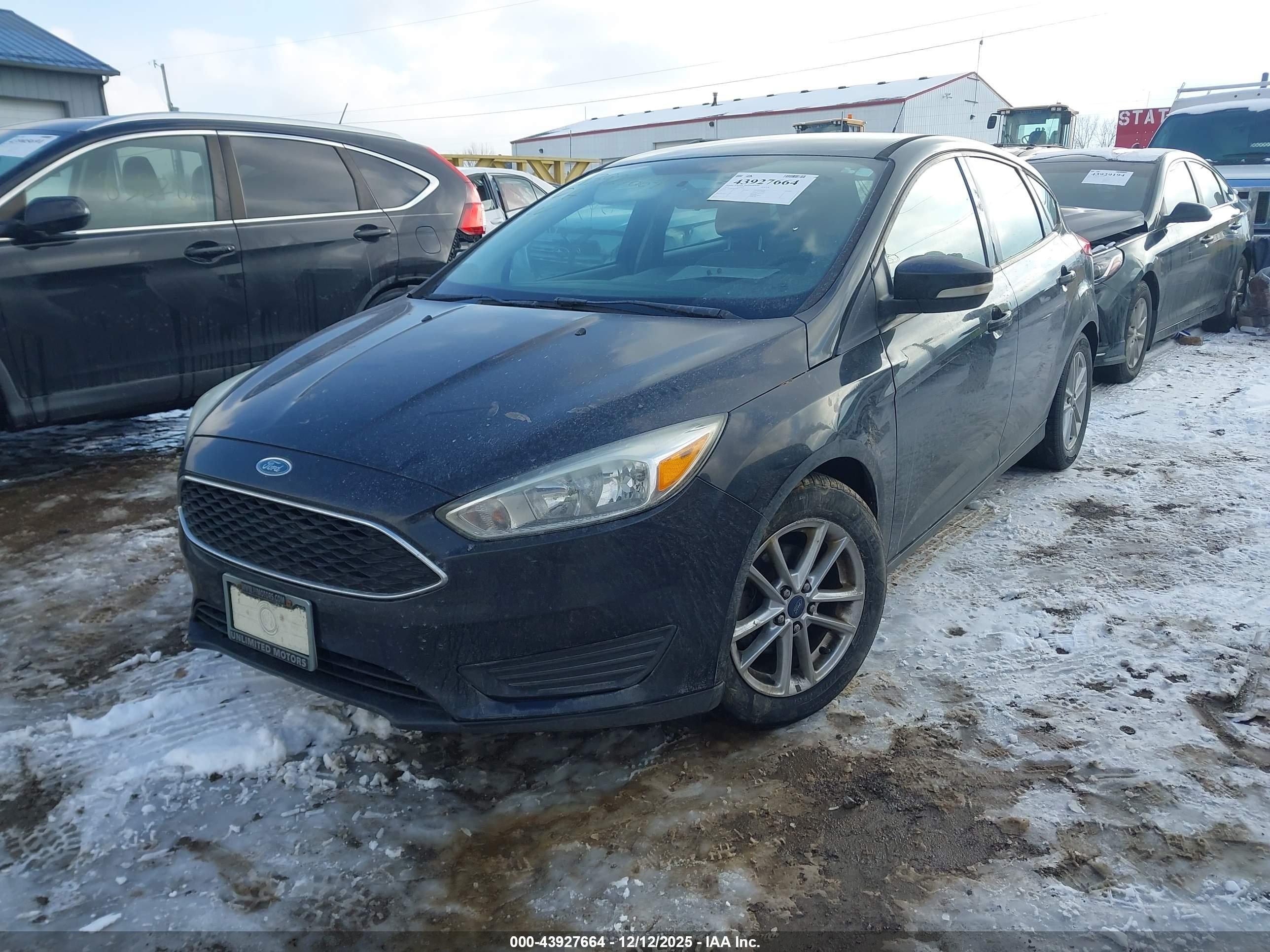 FORD FOCUS image 2