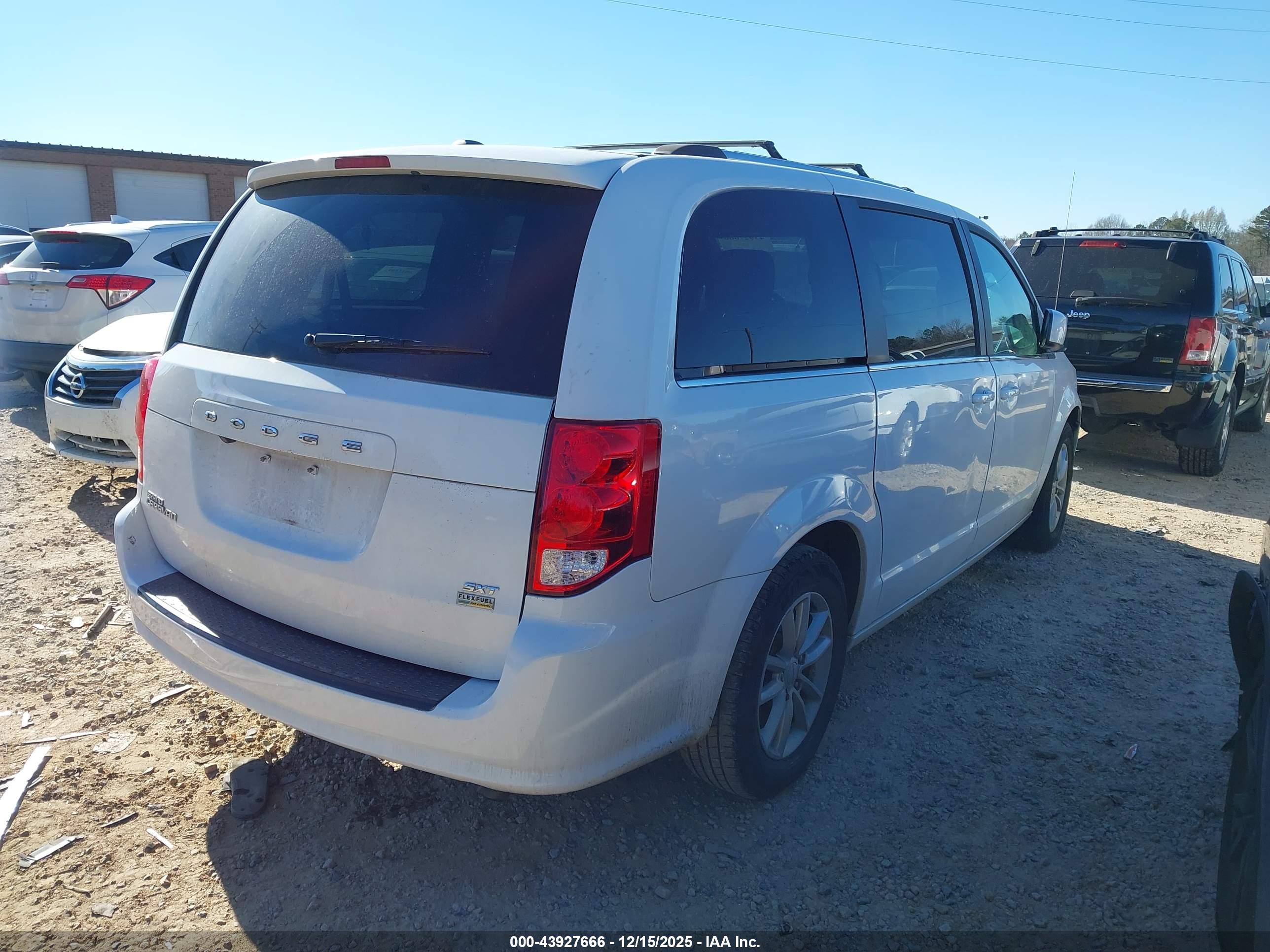 DODGE GRAND image 4