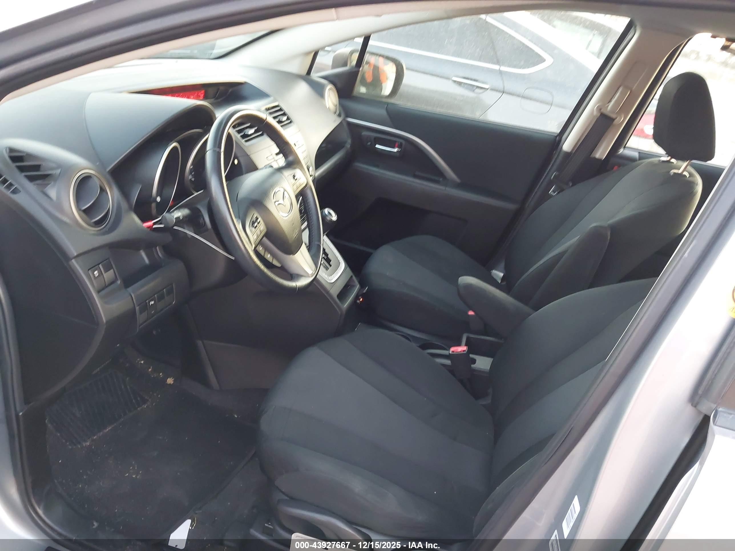 MAZDA MAZDA5 image 5