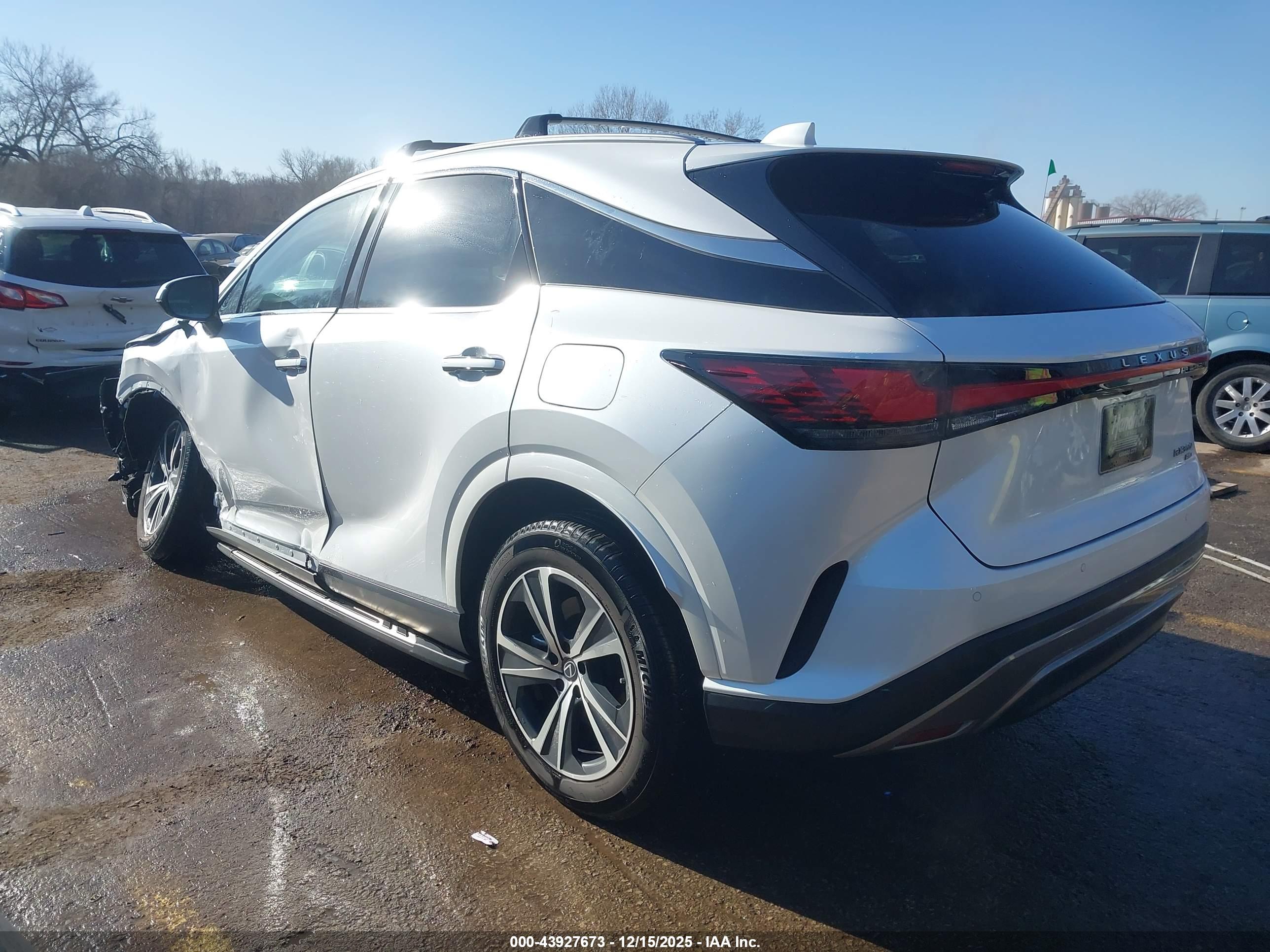 LEXUS RX image 3