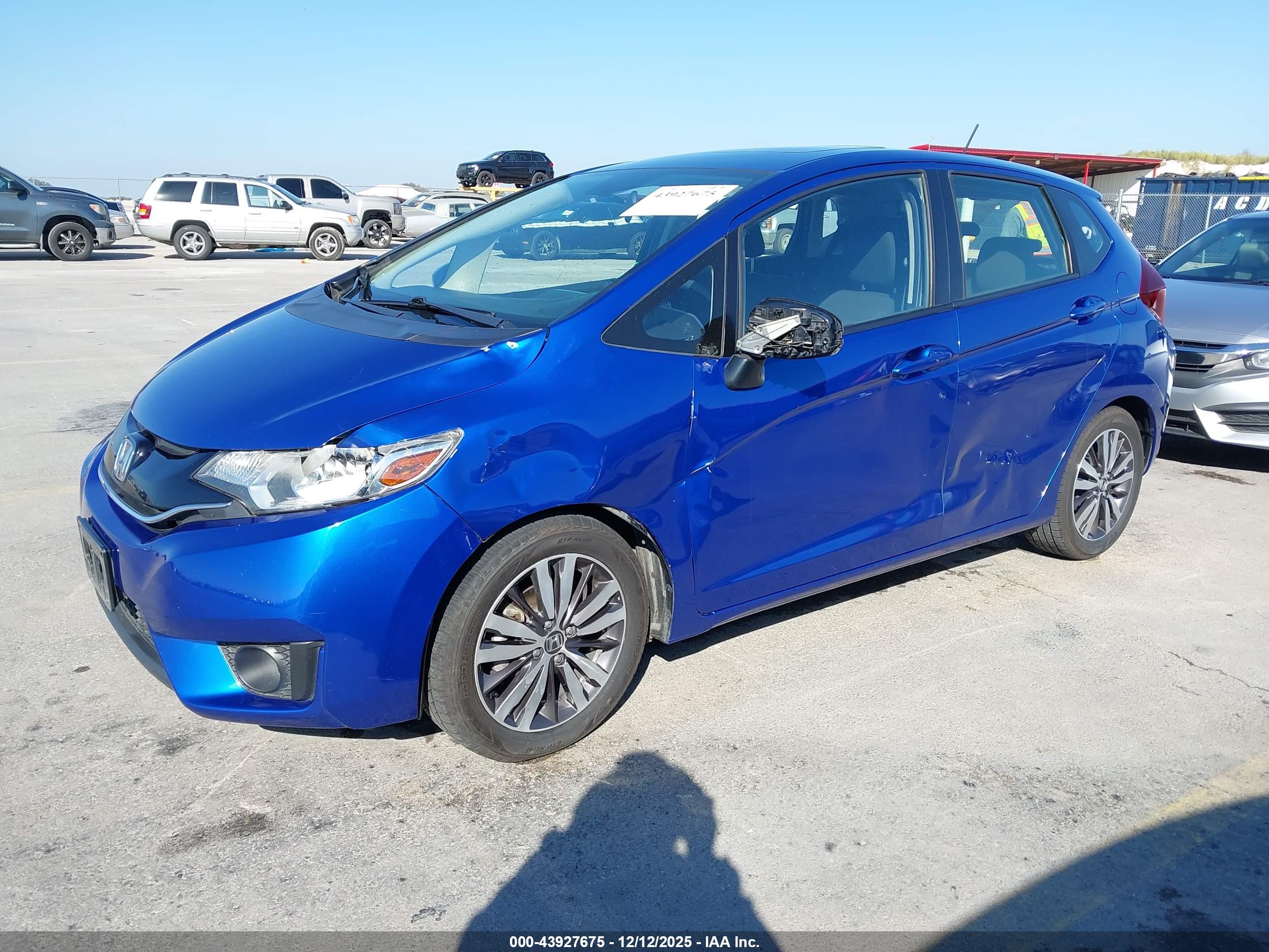 HONDA FIT image 2
