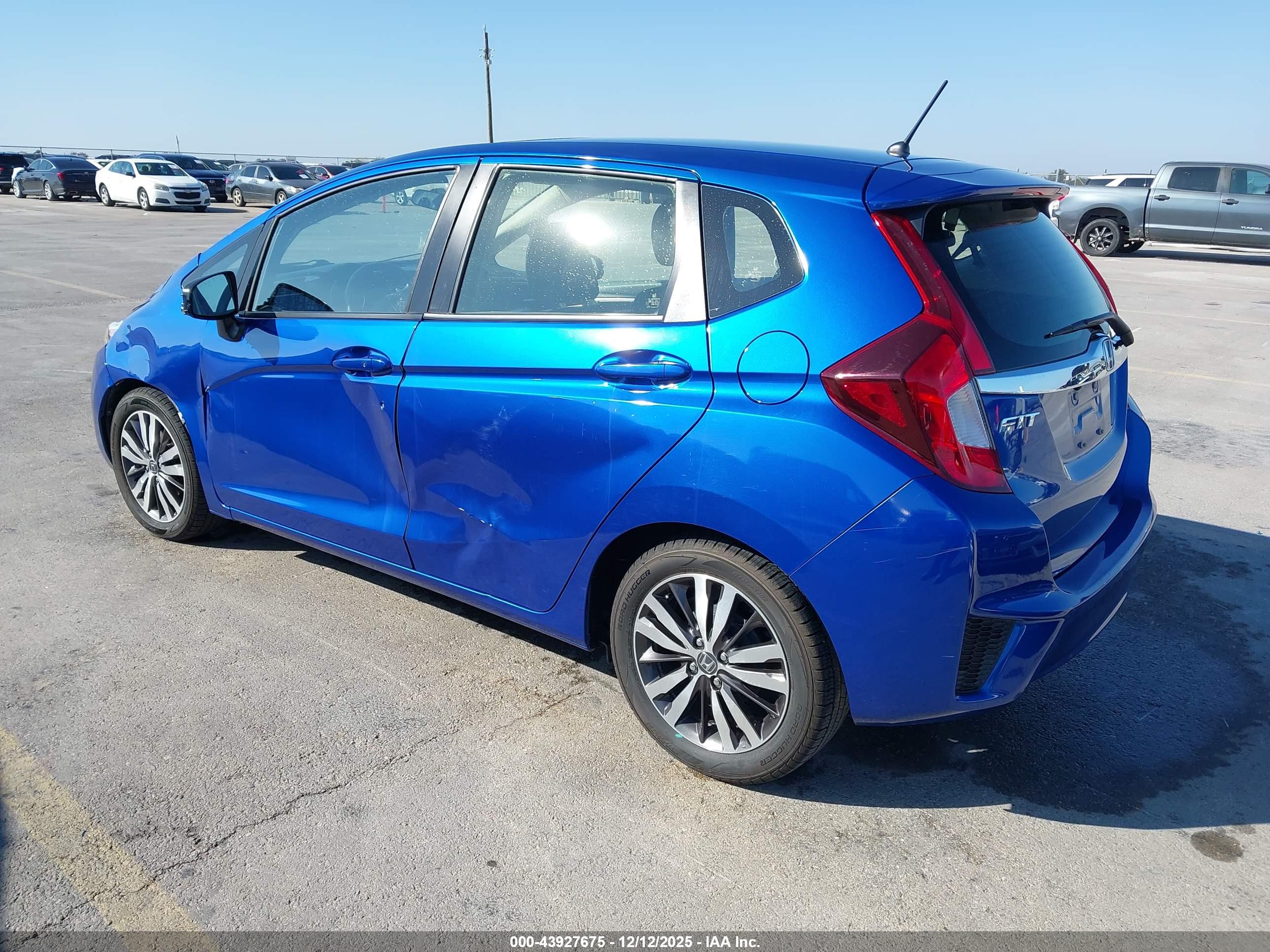 HONDA FIT image 3