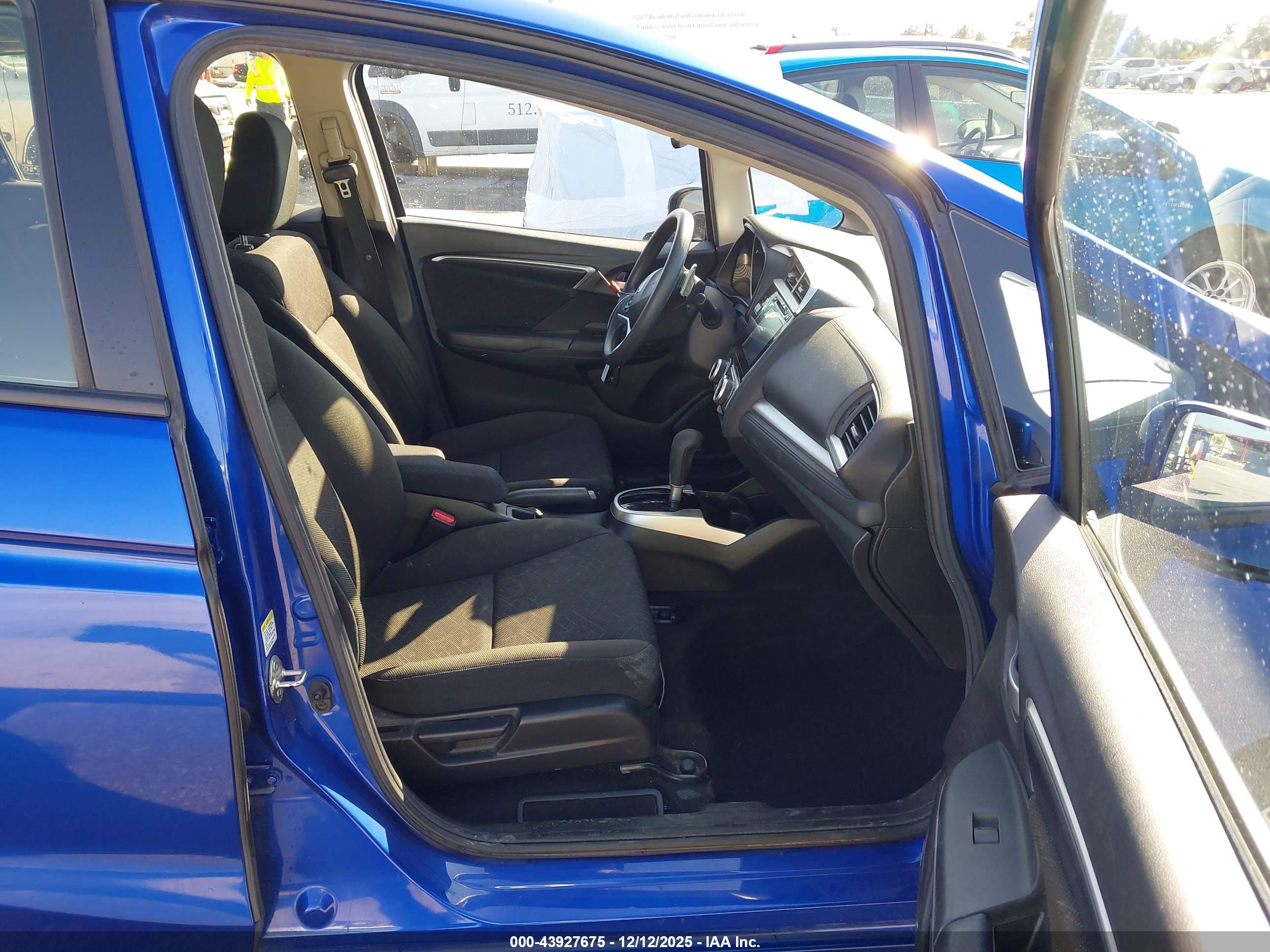 HONDA FIT image 5