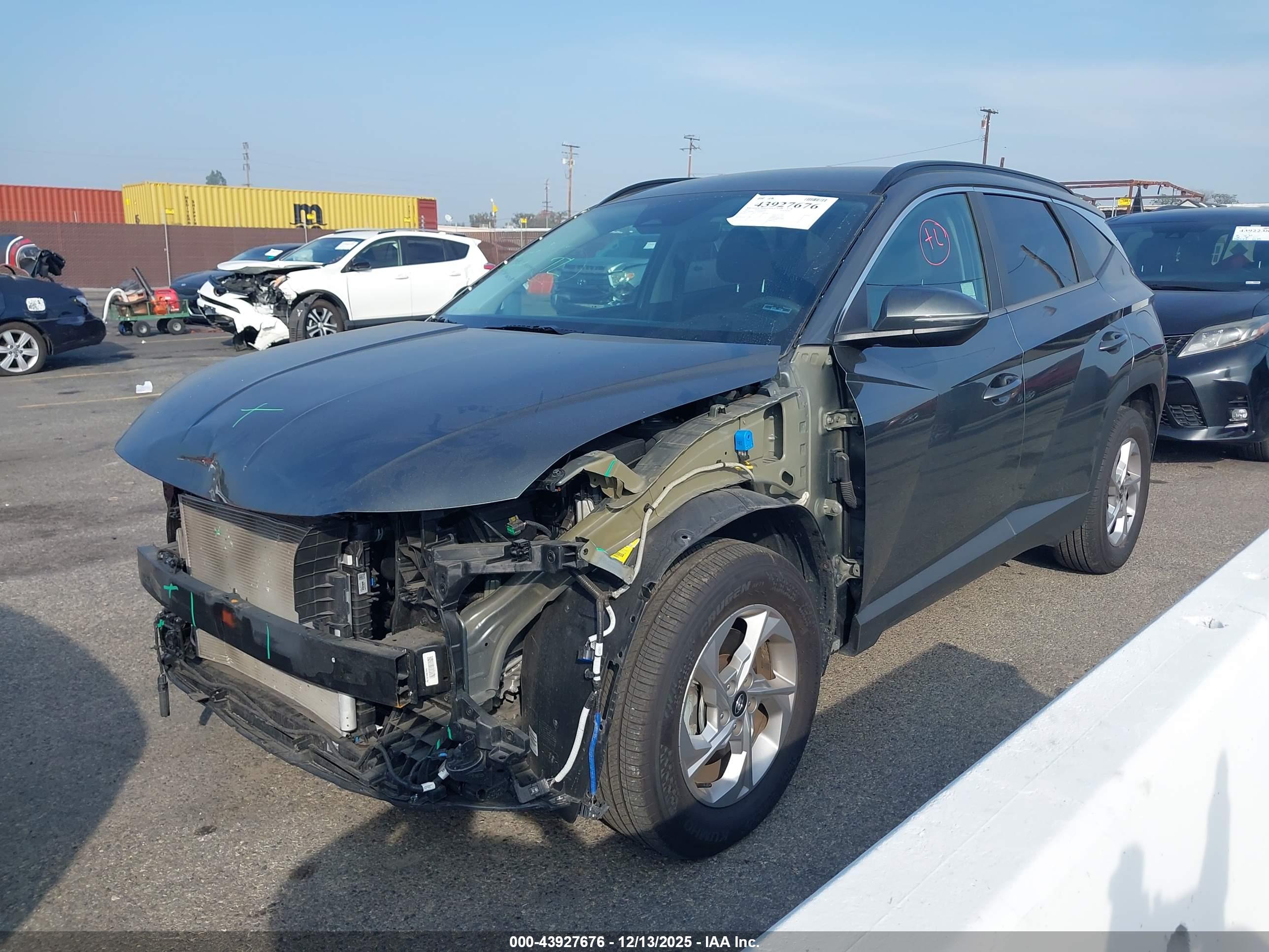 HYUNDAI TUCSON image 2